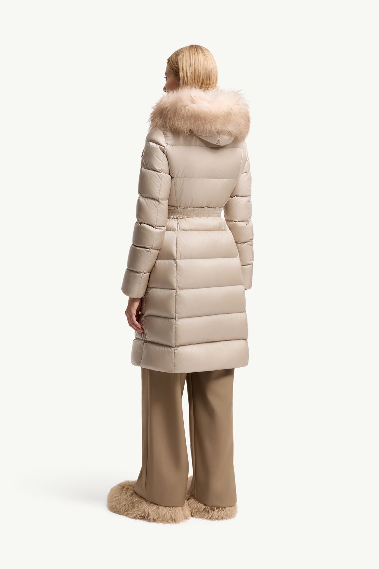 Boedic 후드 시어링 트리밍 롱 다운 재킷 여성 라이트 베이지 Moncler 4