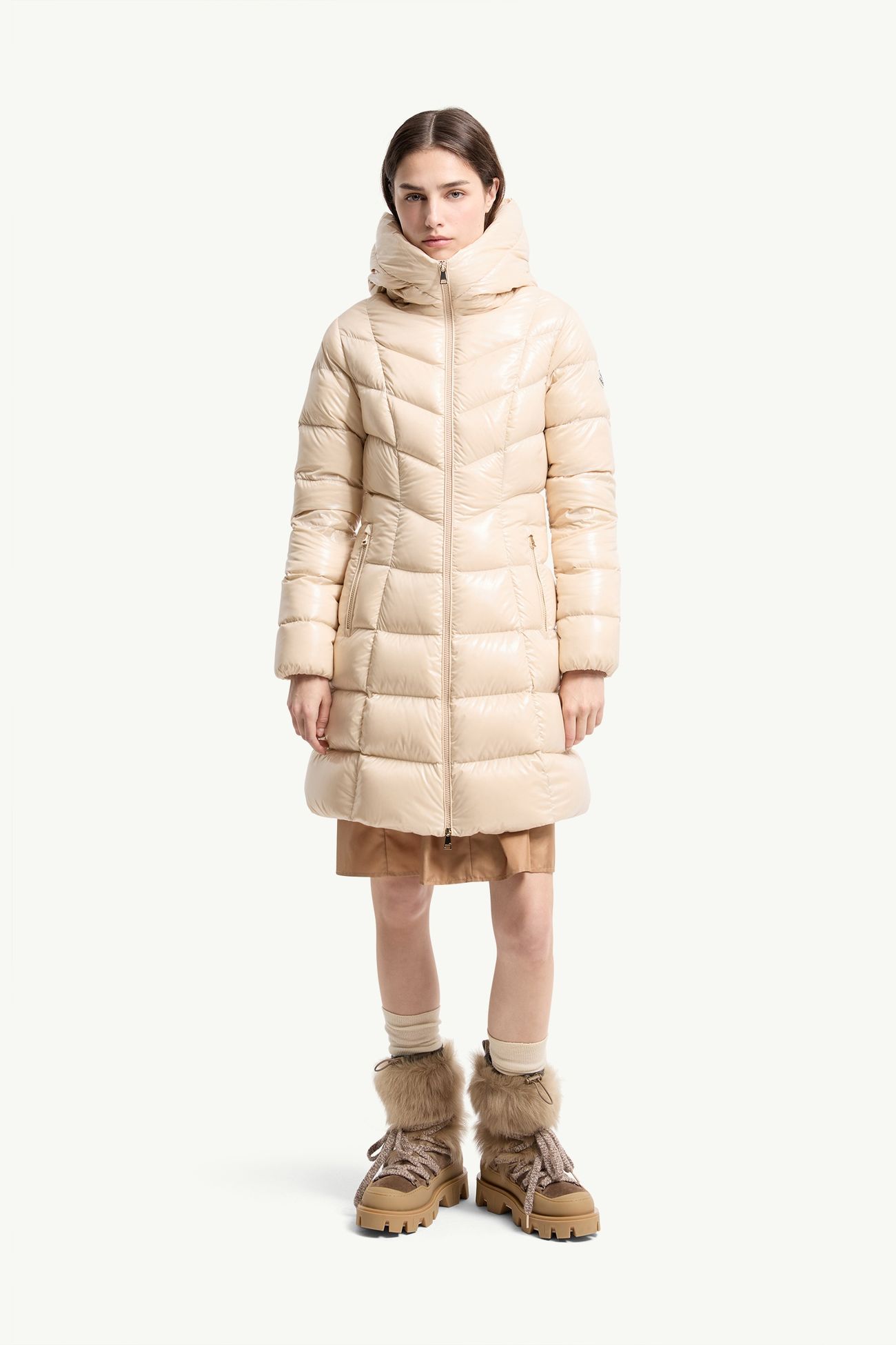Marusse女士中长款连帽羽绒夹克外套 女士 浅米色 Moncler 3