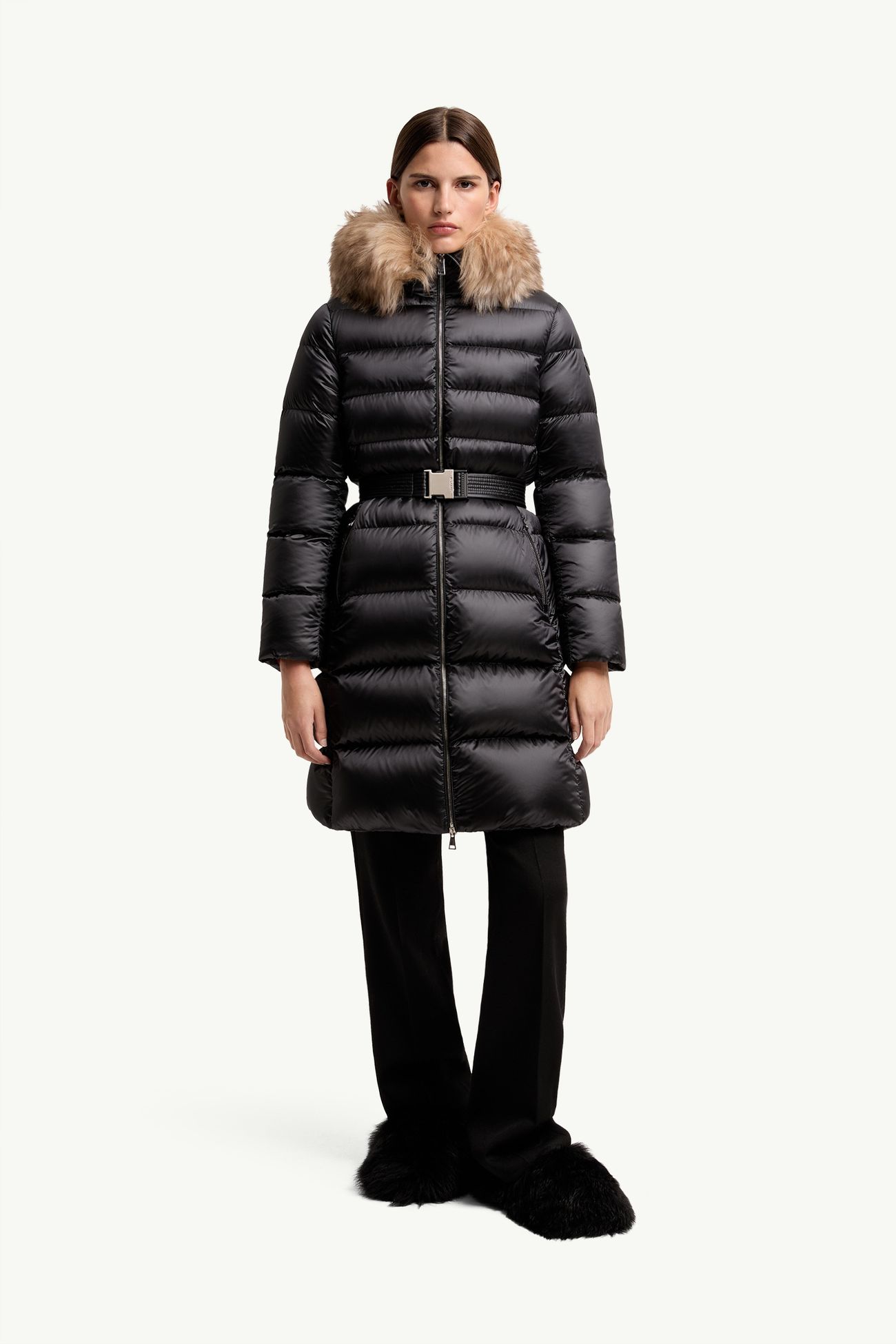 Doudoune longue à capuche et bordure en shearling Leersies Femmes Noir Moncler 3