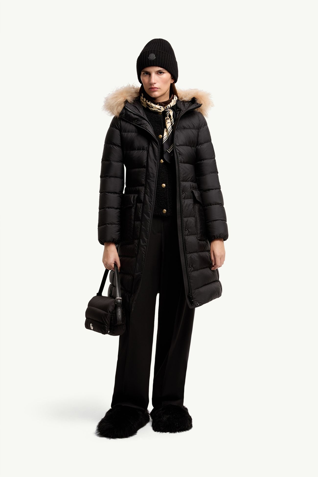 Doudoune longue à capuche bordée de shearling Khloesse Femmes Noir & Beige Moncler 0