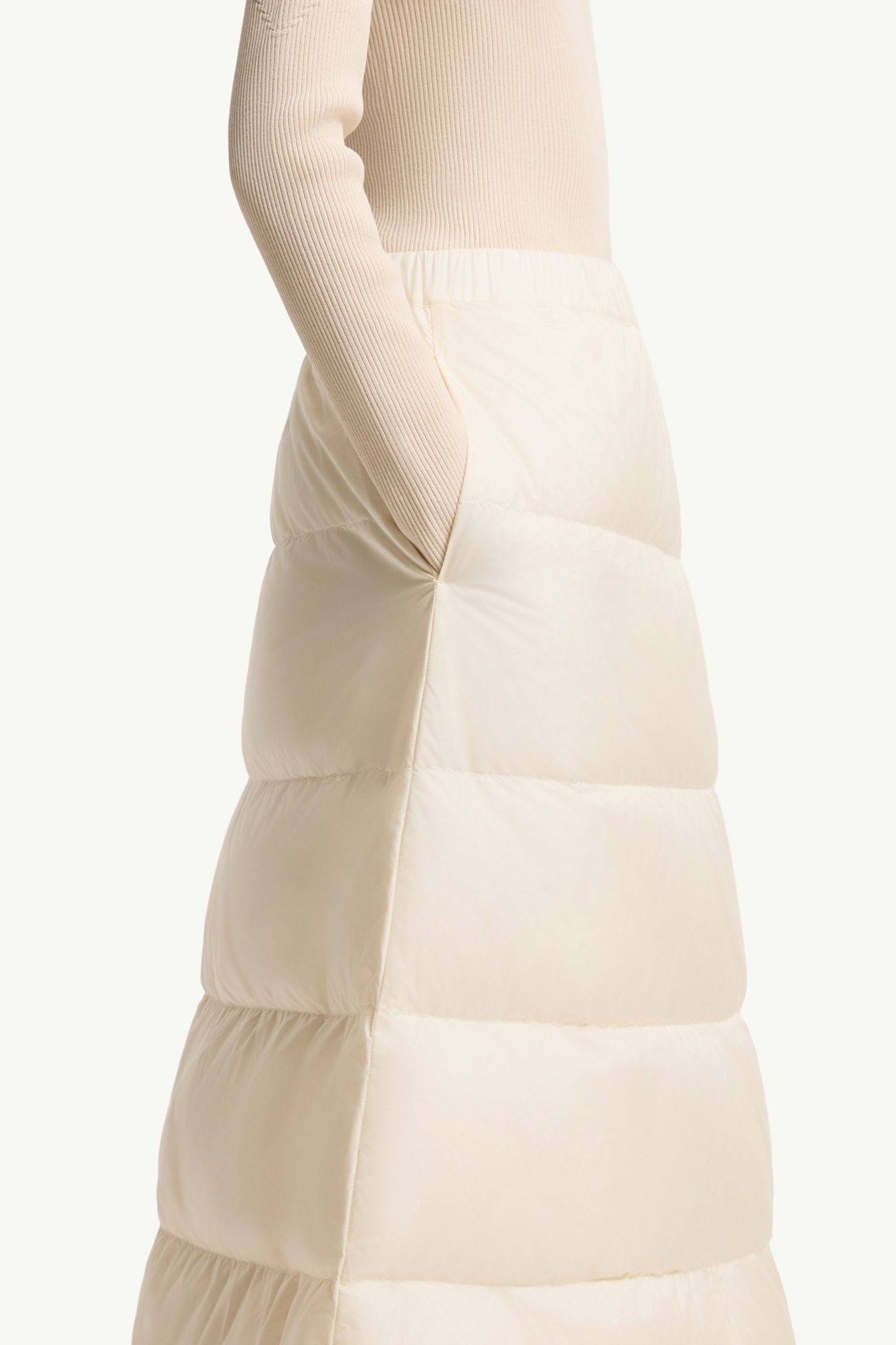 Jupe midi matelassée réversible en sergé de laine Femmes Blanc Moncler 6