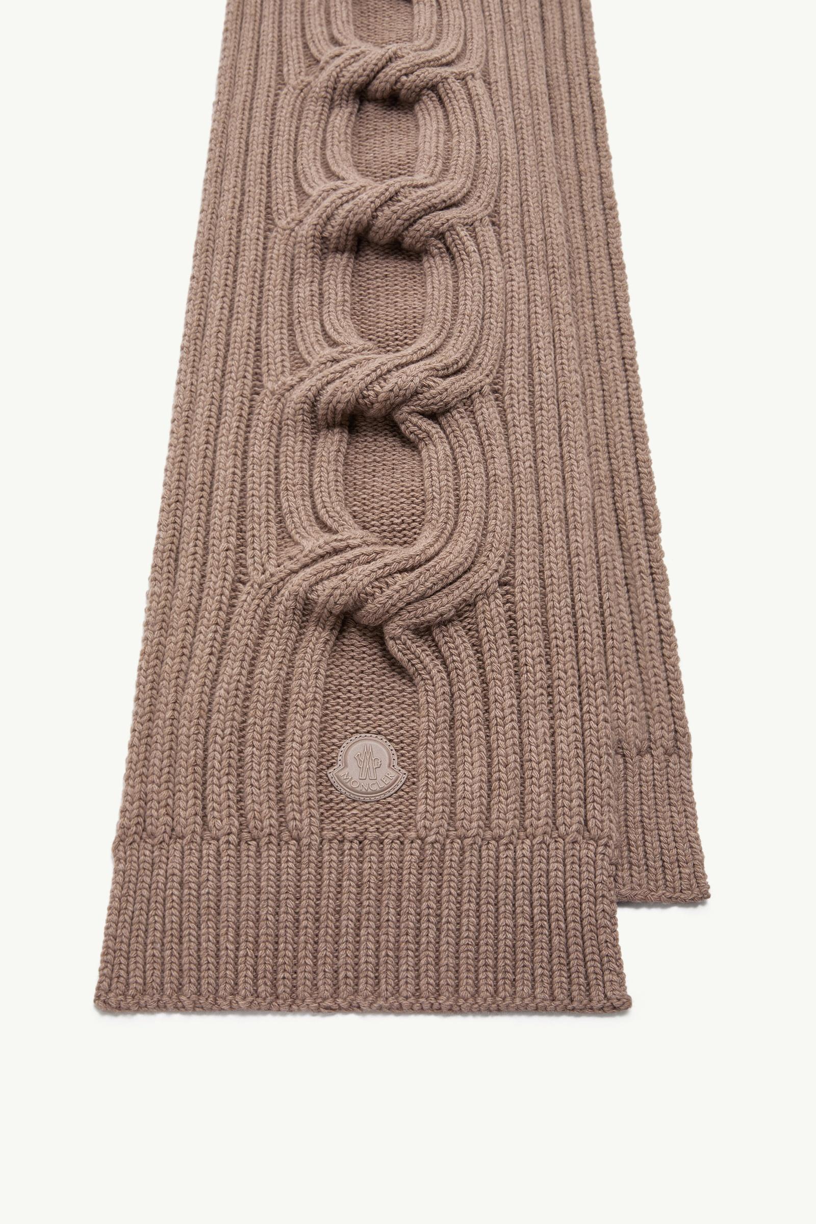 Scarves & Gloves for Women - Accessories | Moncler US