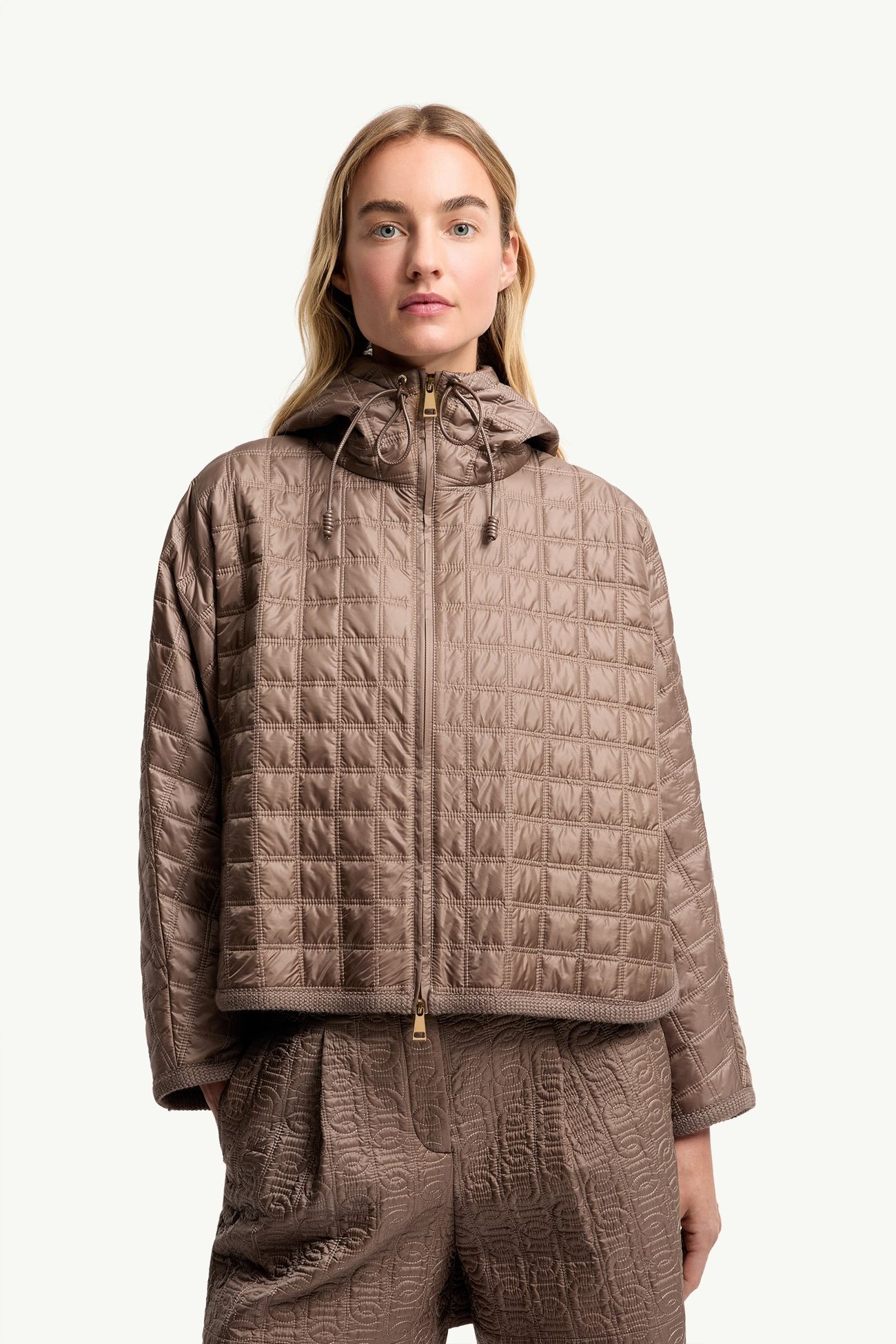 Hooded Square-Quilted Padded Cape Women Brown Moncler 3
