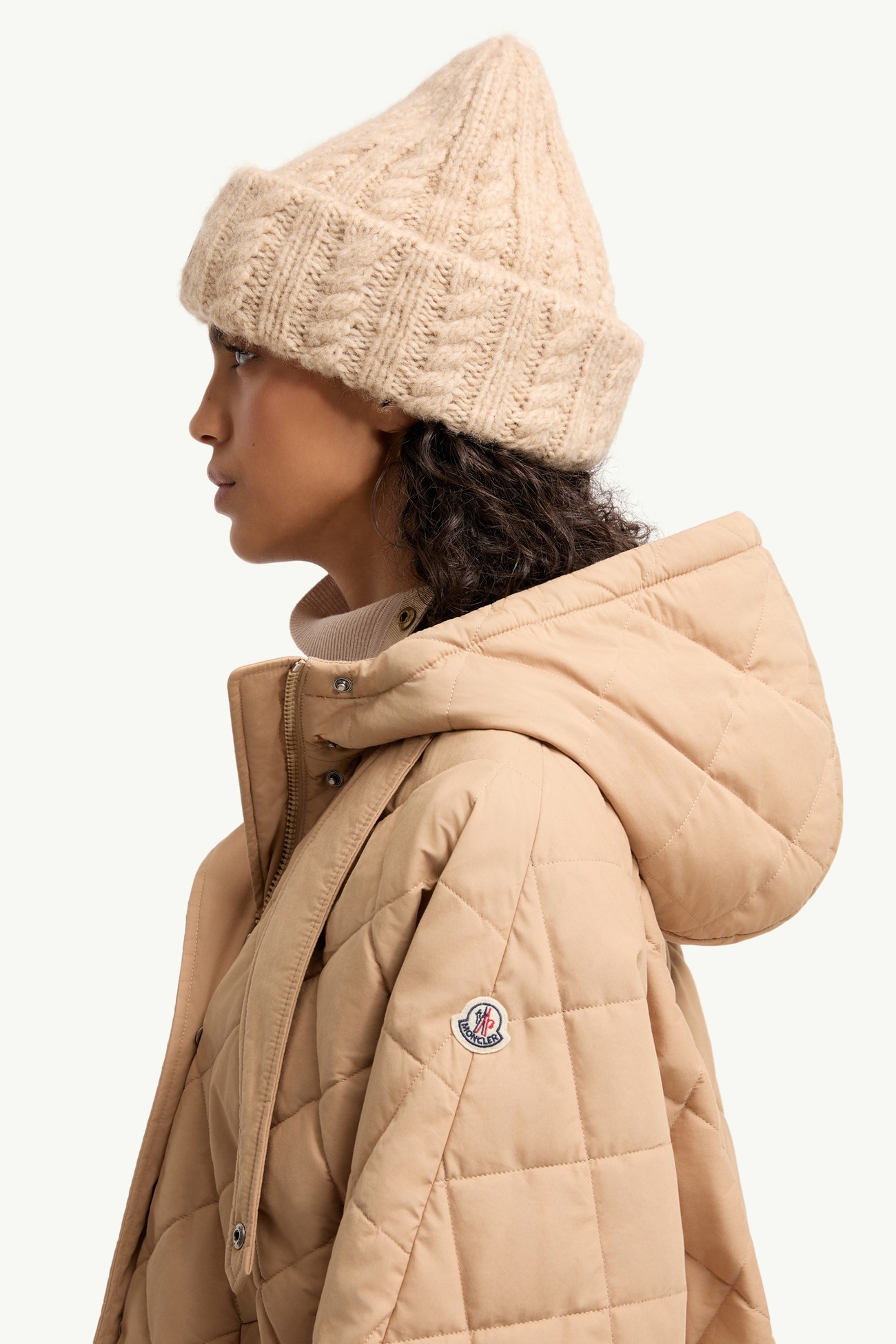 다이아몬드 퀼팅 후드 케이프 여성 베이지 Moncler 1