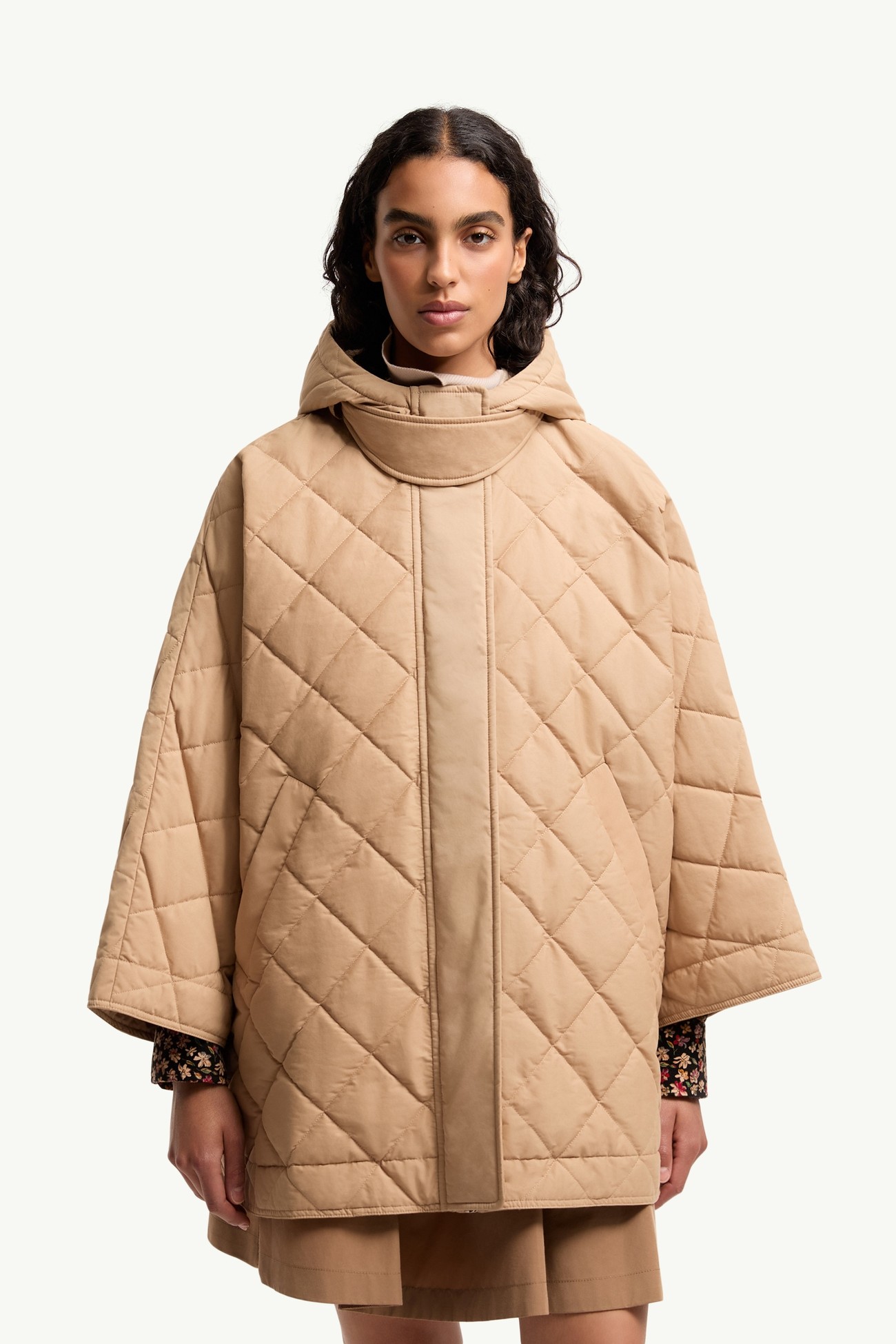 ケープ レディース ベージュ Moncler 3