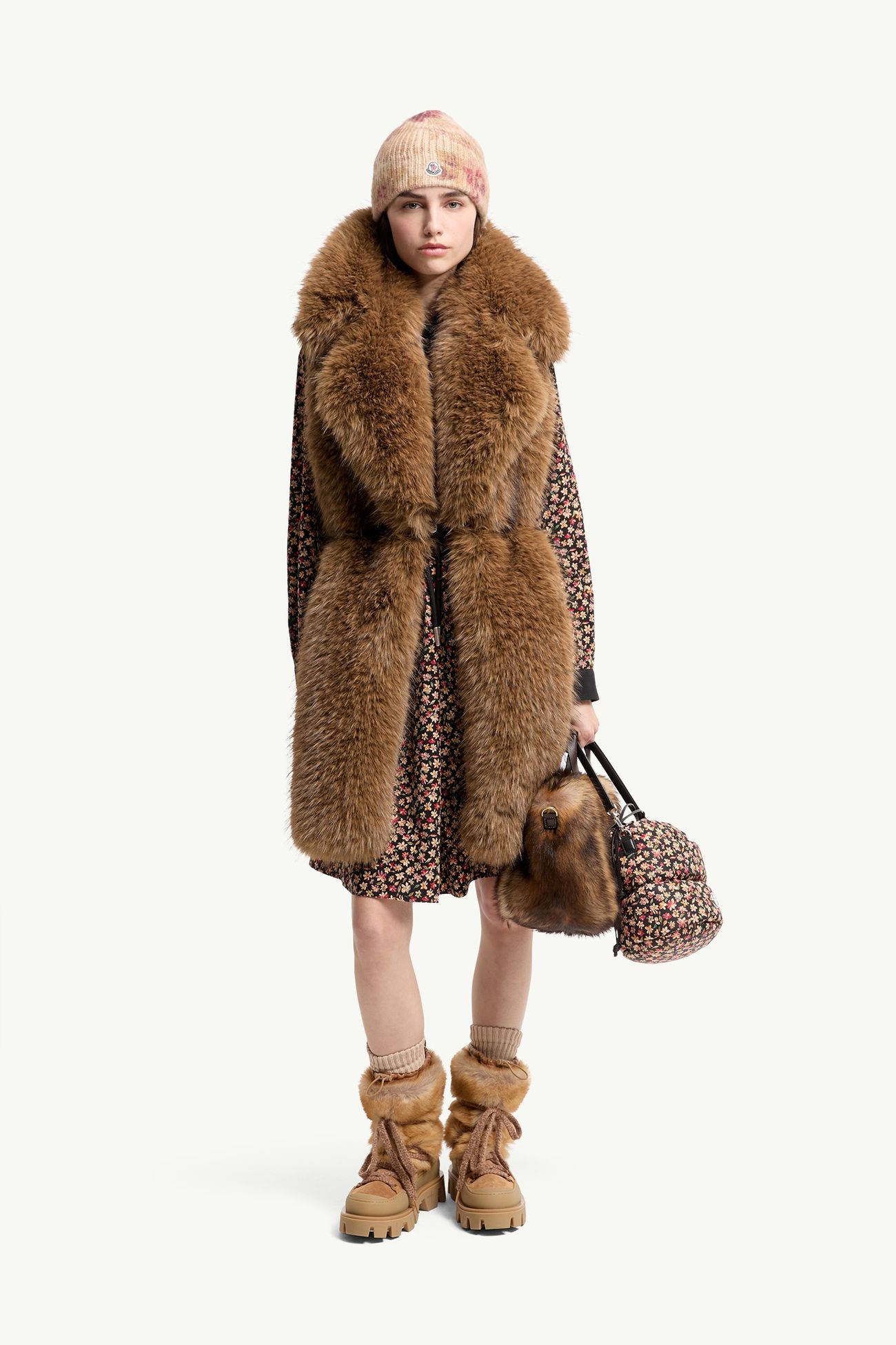 女士质感围兜 女士 棕色 Moncler 1