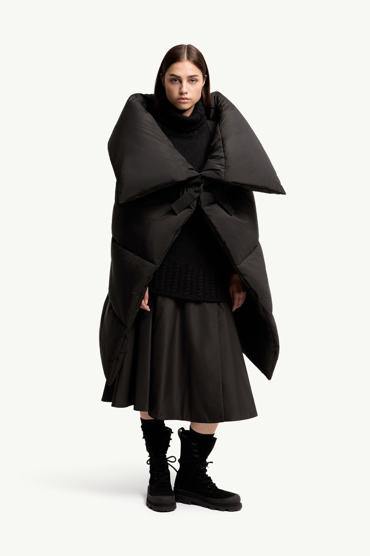 Cape matelassée en taffetas Femmes Noir Moncler 3