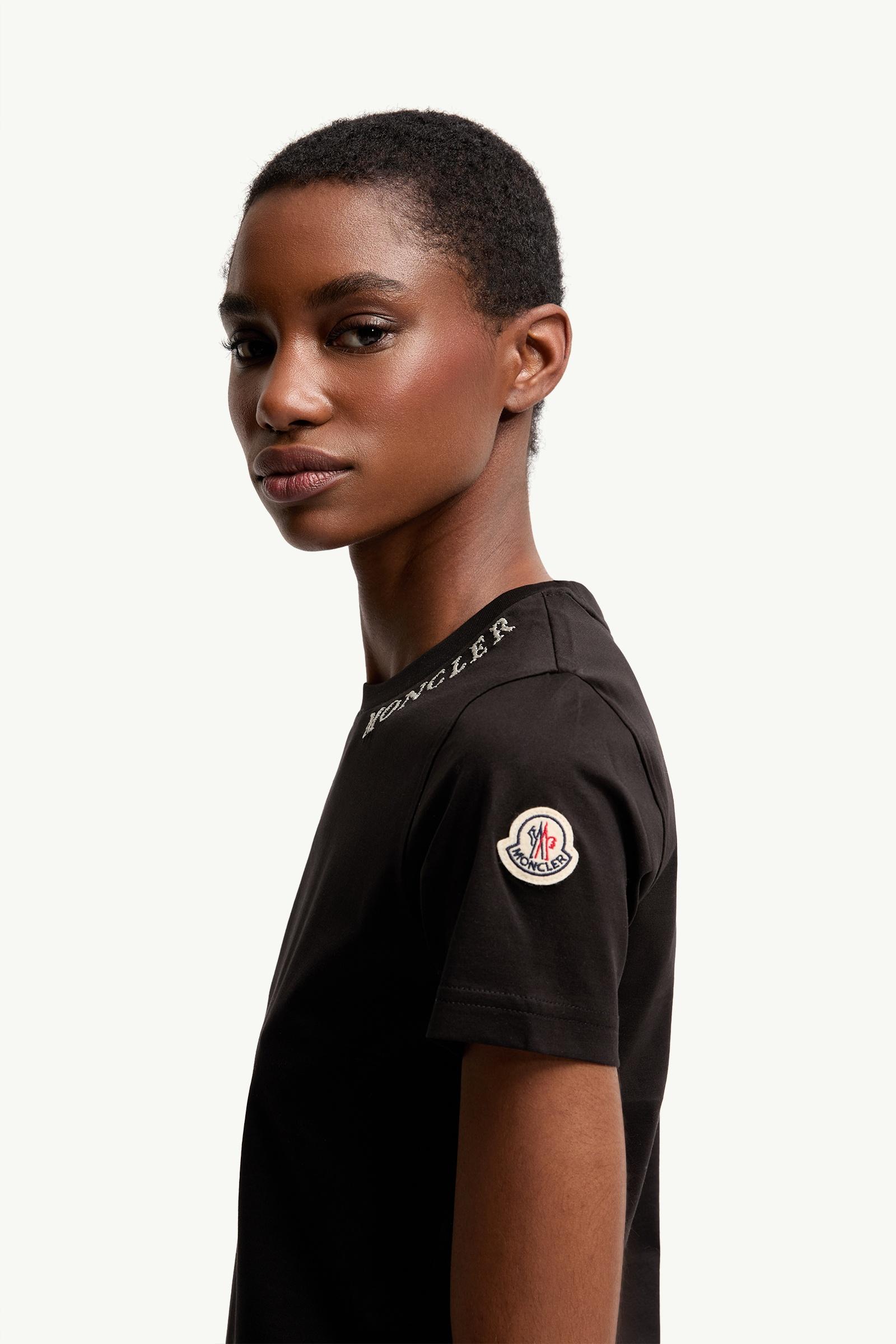 ブラック Tシャツ : トップ＆Tシャツ 向けの レディース | モンクレール