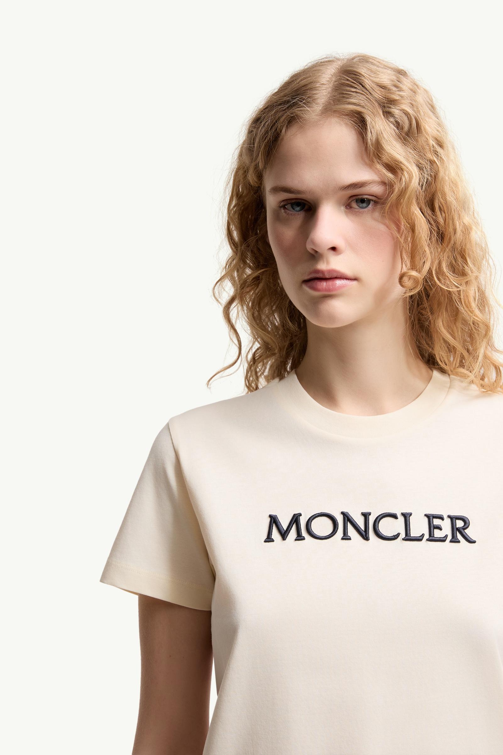 ホワイト Tシャツ : トップ＆Tシャツ 向けの レディース | モンクレール