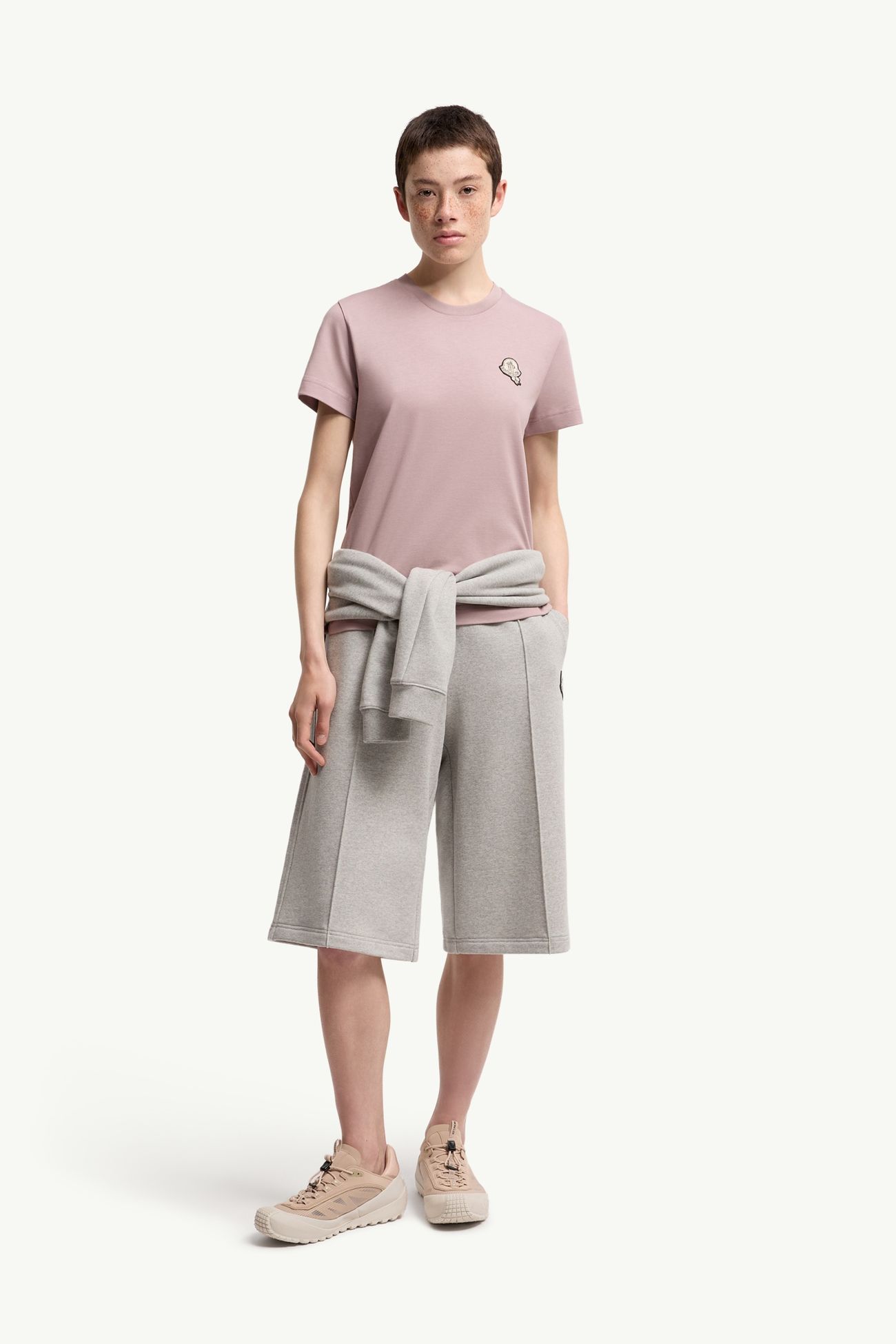 T-shirt in cotone con patch logato Donna Rosa Chiaro Moncler 0