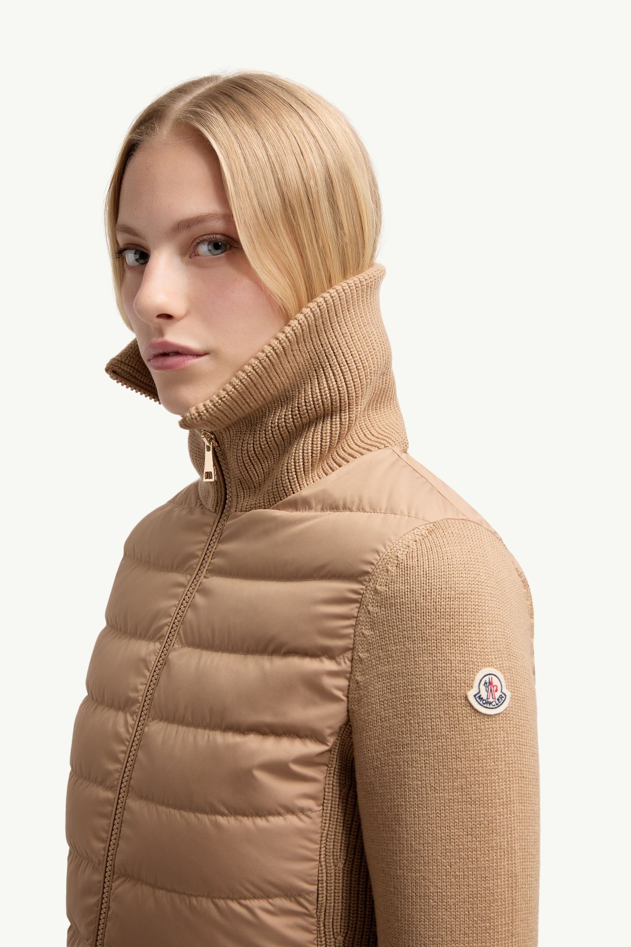 Cardigan zippé en laine matelassée Femmes Beige Moncler 1