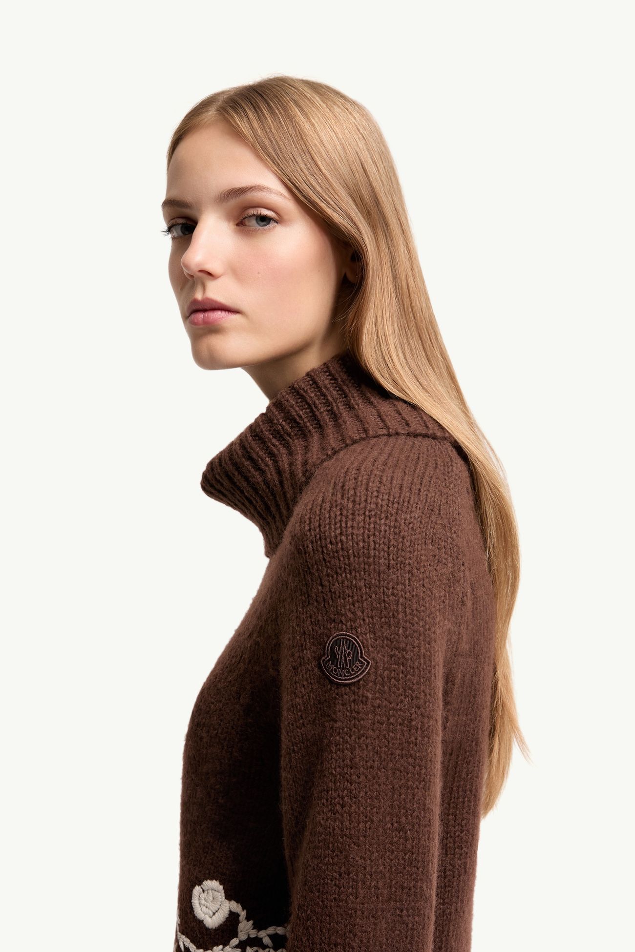 Pull à col roulé brodé en alpaga mélangé Femmes Marron Moncler 1