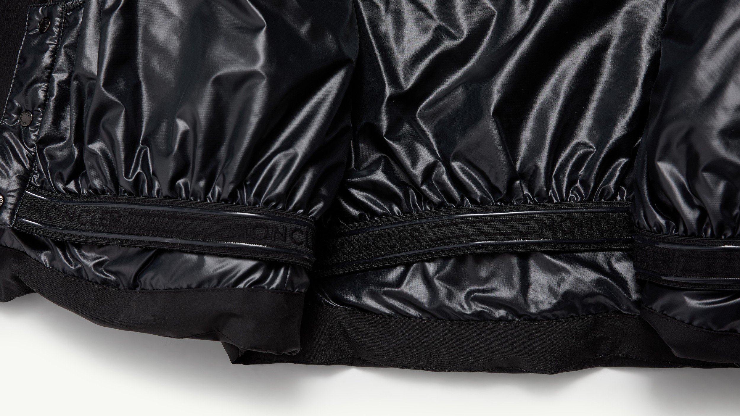 Slide 3 - Protective Powder Skirt