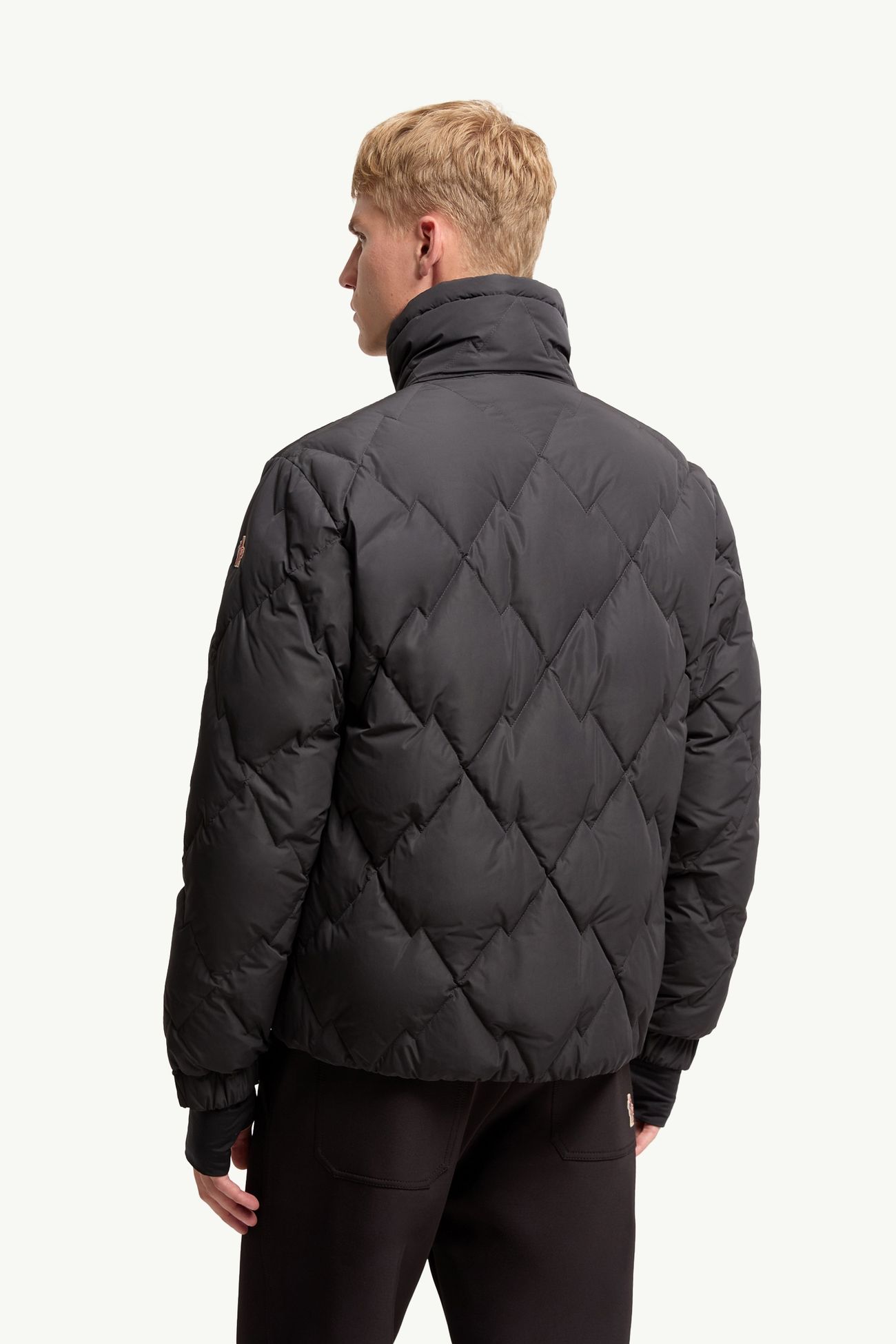 Bramans男士羽绒夹克外套 男士 黑色 Moncler 4