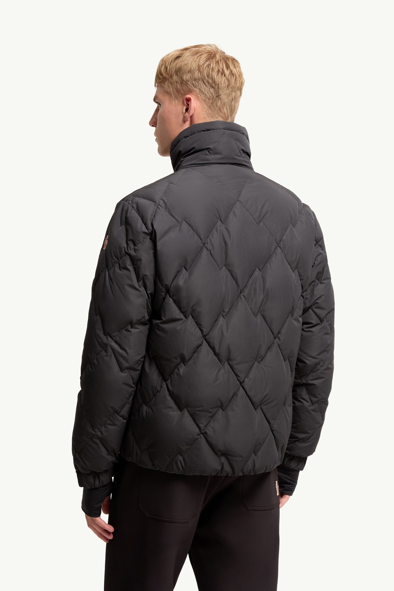 Bramans菱形絎縫短身羽絨外套 男士 黑色 Moncler 4
