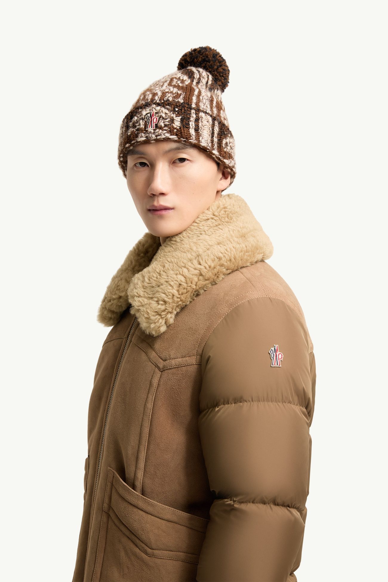 Piumino corto in pelle scamosciata con orlo in shearling Uomo Beige Cammello Moncler 1