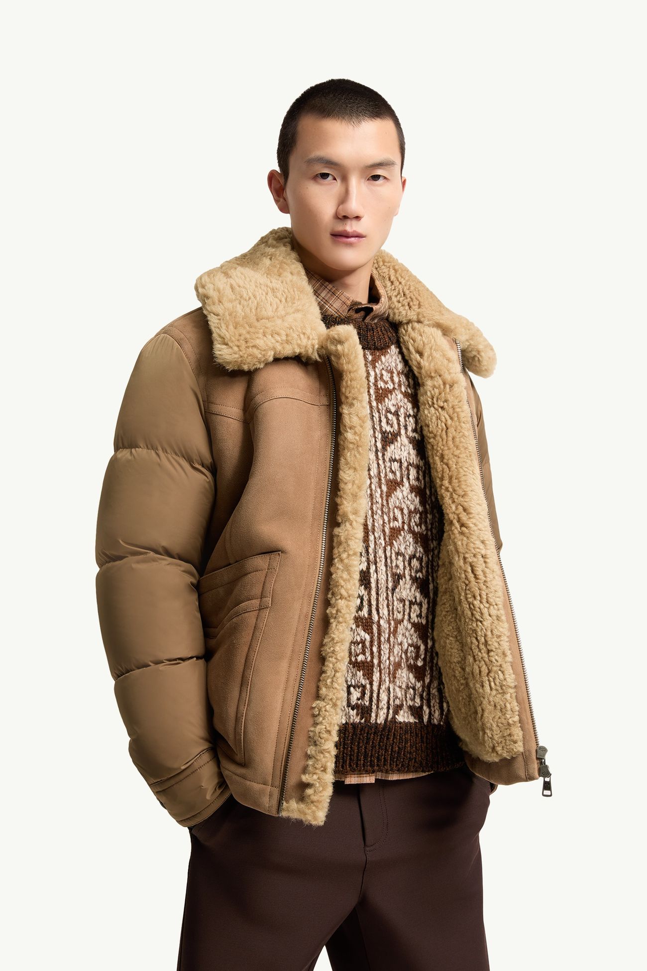 男士羊毛皮饰边短款羽绒夹克外套 男士 驼米色 Moncler 5