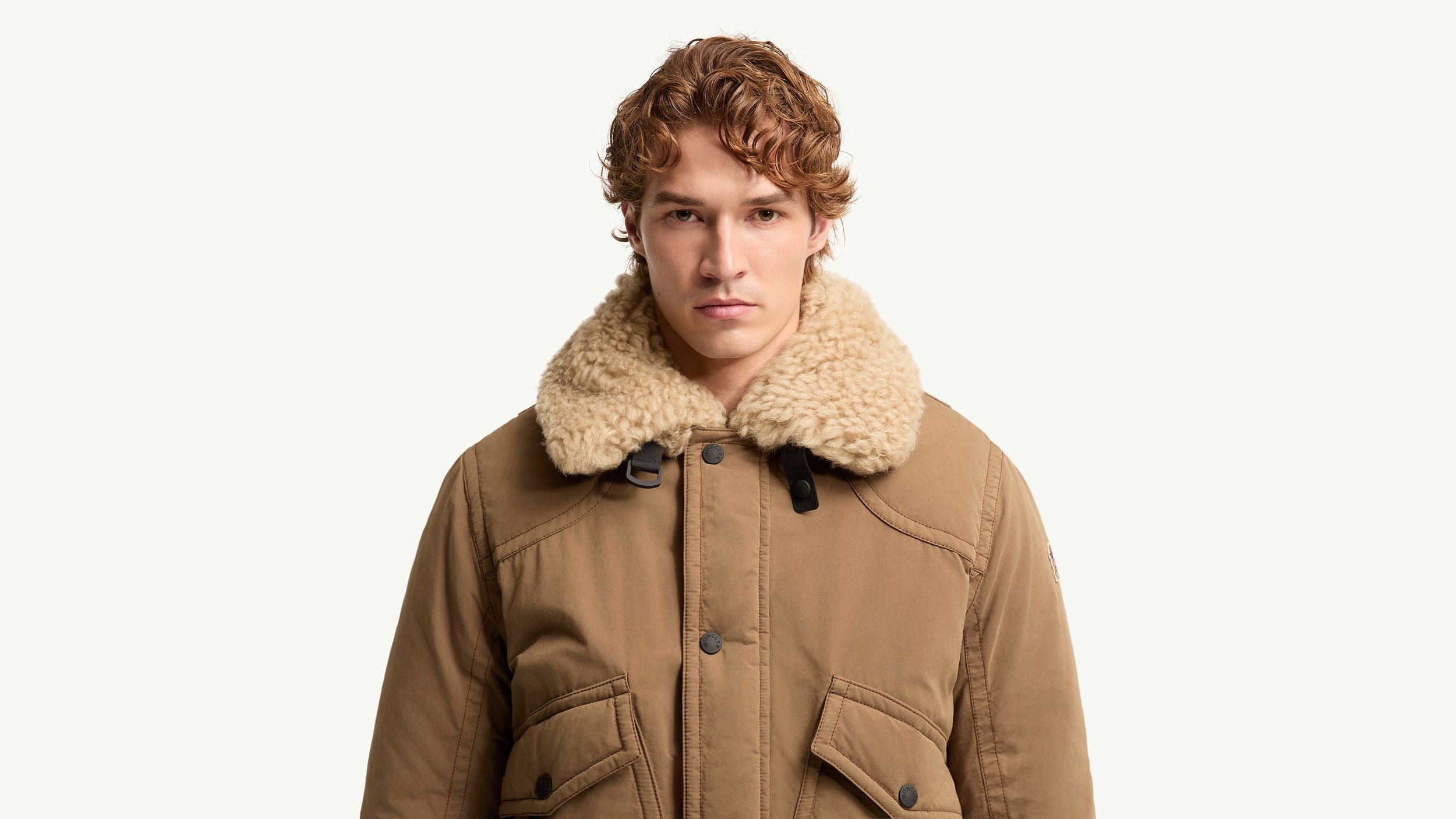 Slide 1 - Texturierter Kragen