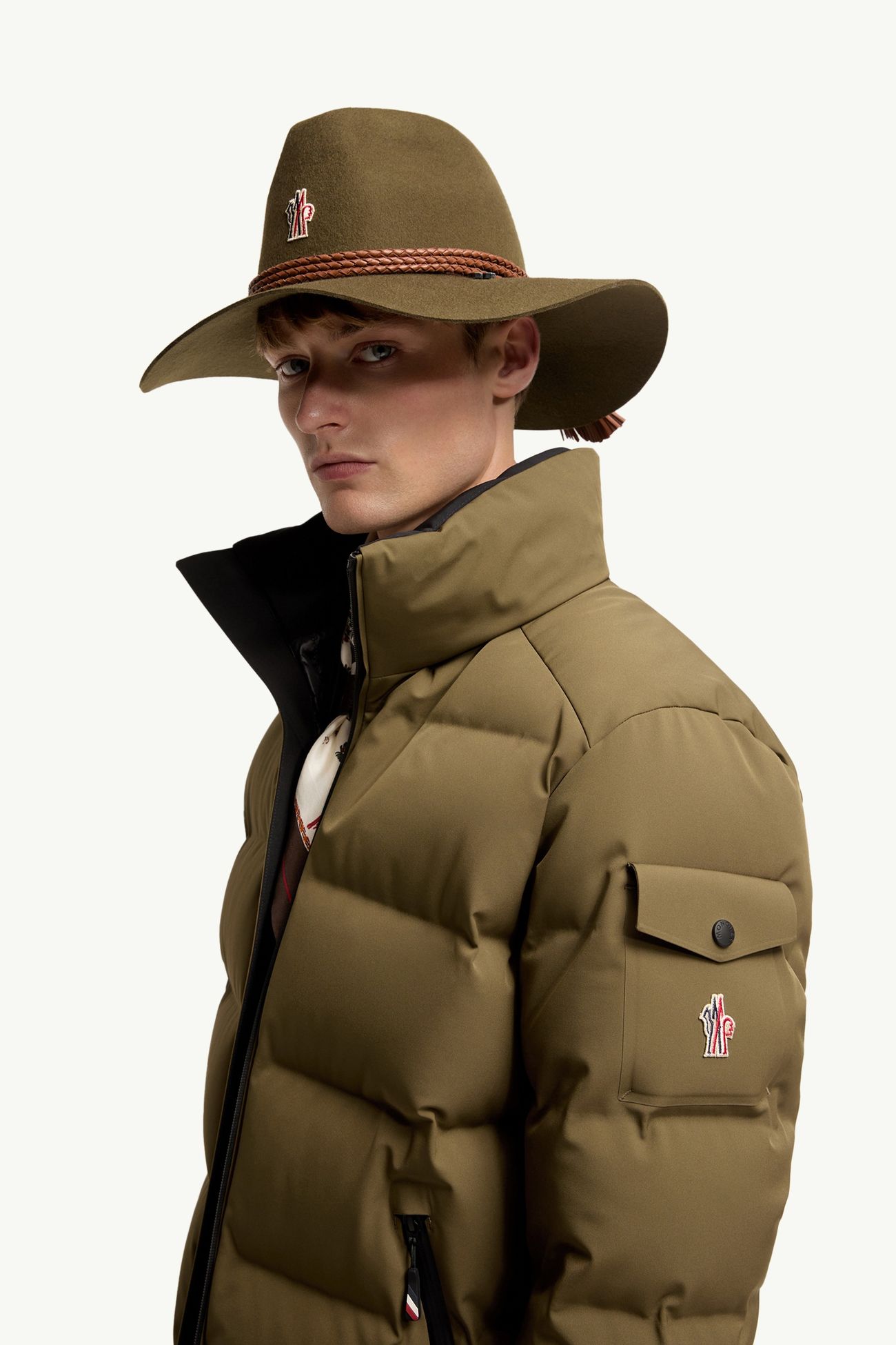Montgetech男士连帽保暖夹克外套 男士 橄榄绿 Moncler 1