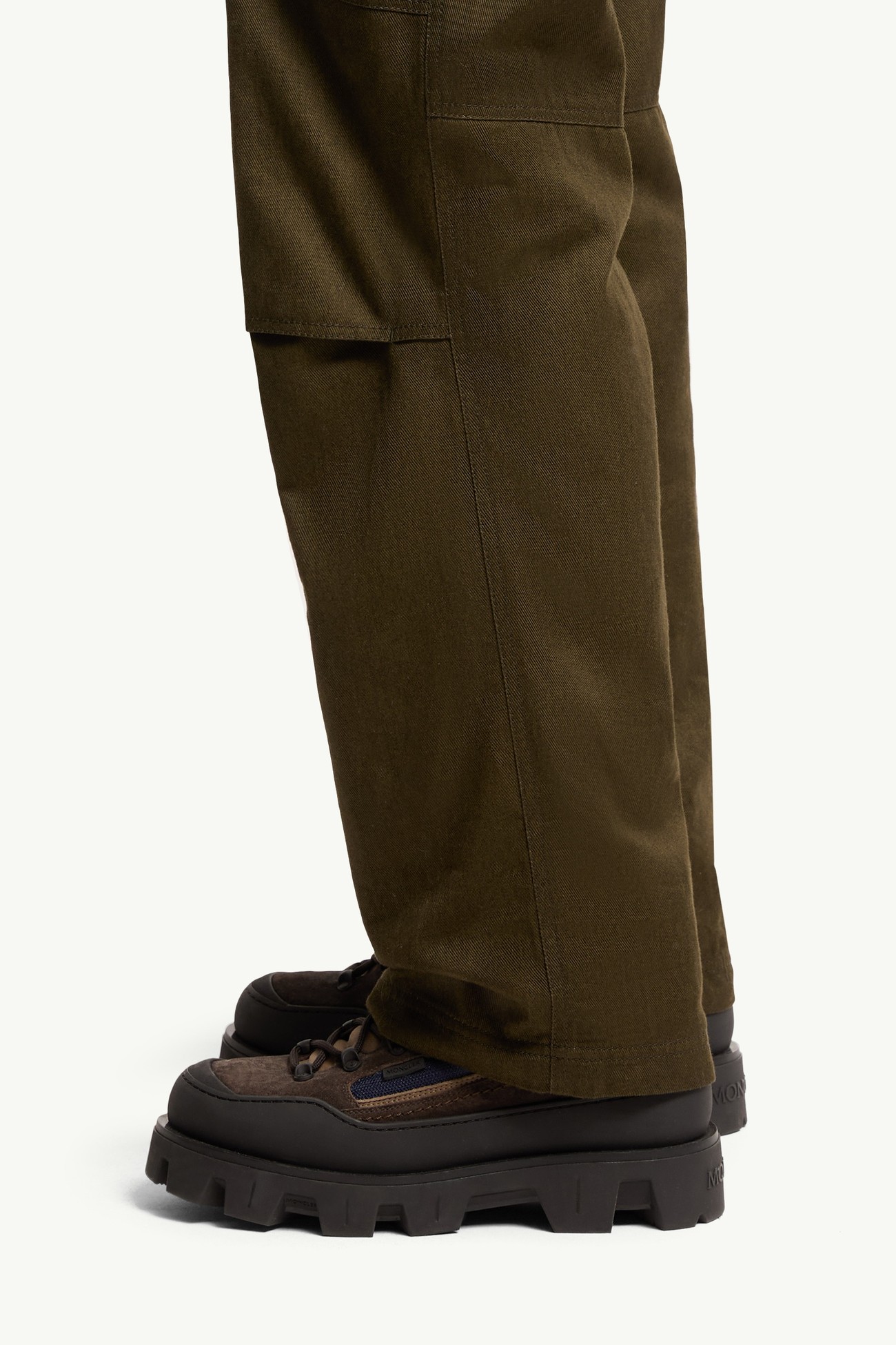 Straight Leg Cotton Pants Men Olive Green Moncler 1
