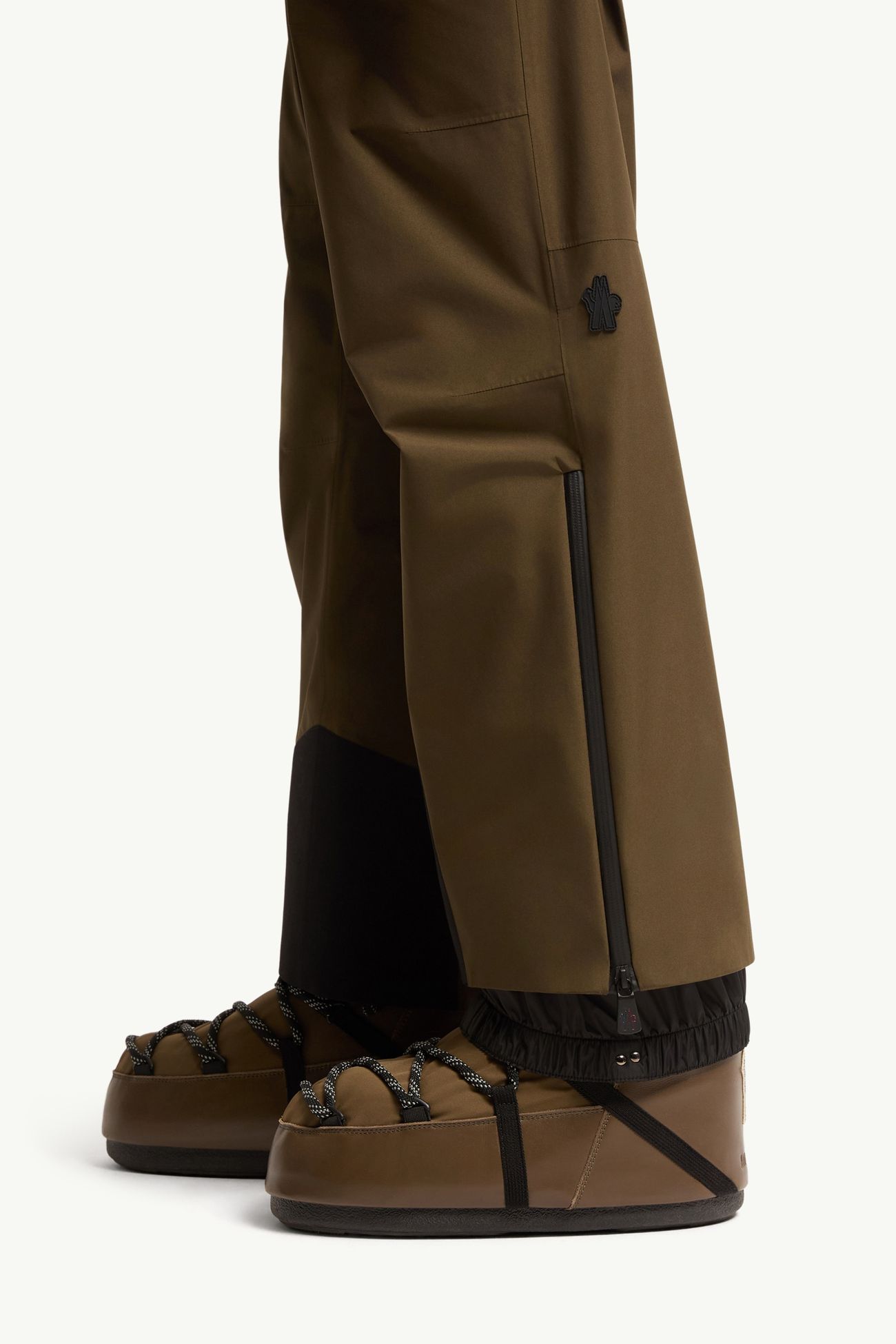 Insulated GORE-TEX® Ski Bib Men Olive Green Moncler 1