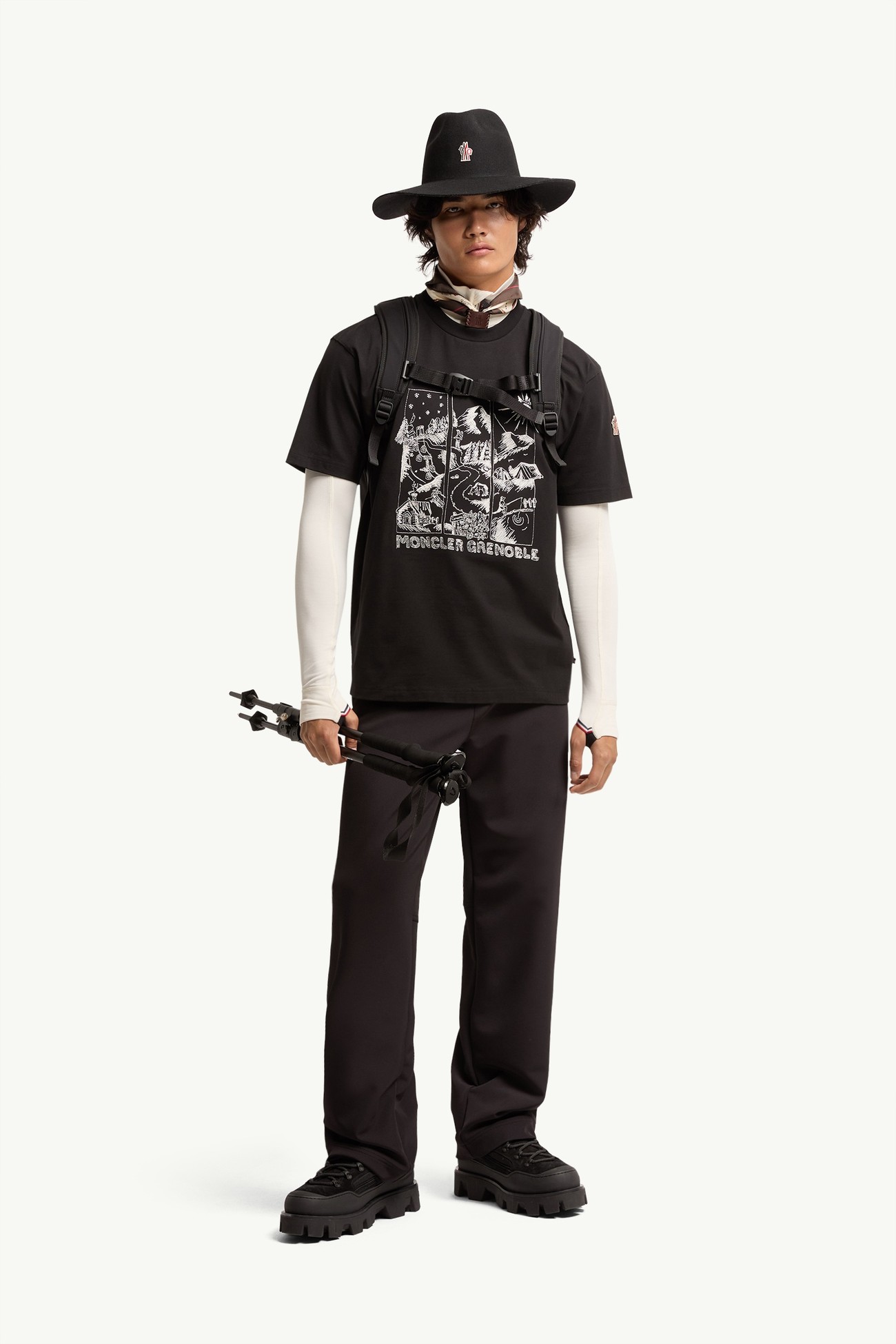 Mountain Landscape Print Cotton T-Shirt Men Black Moncler 0