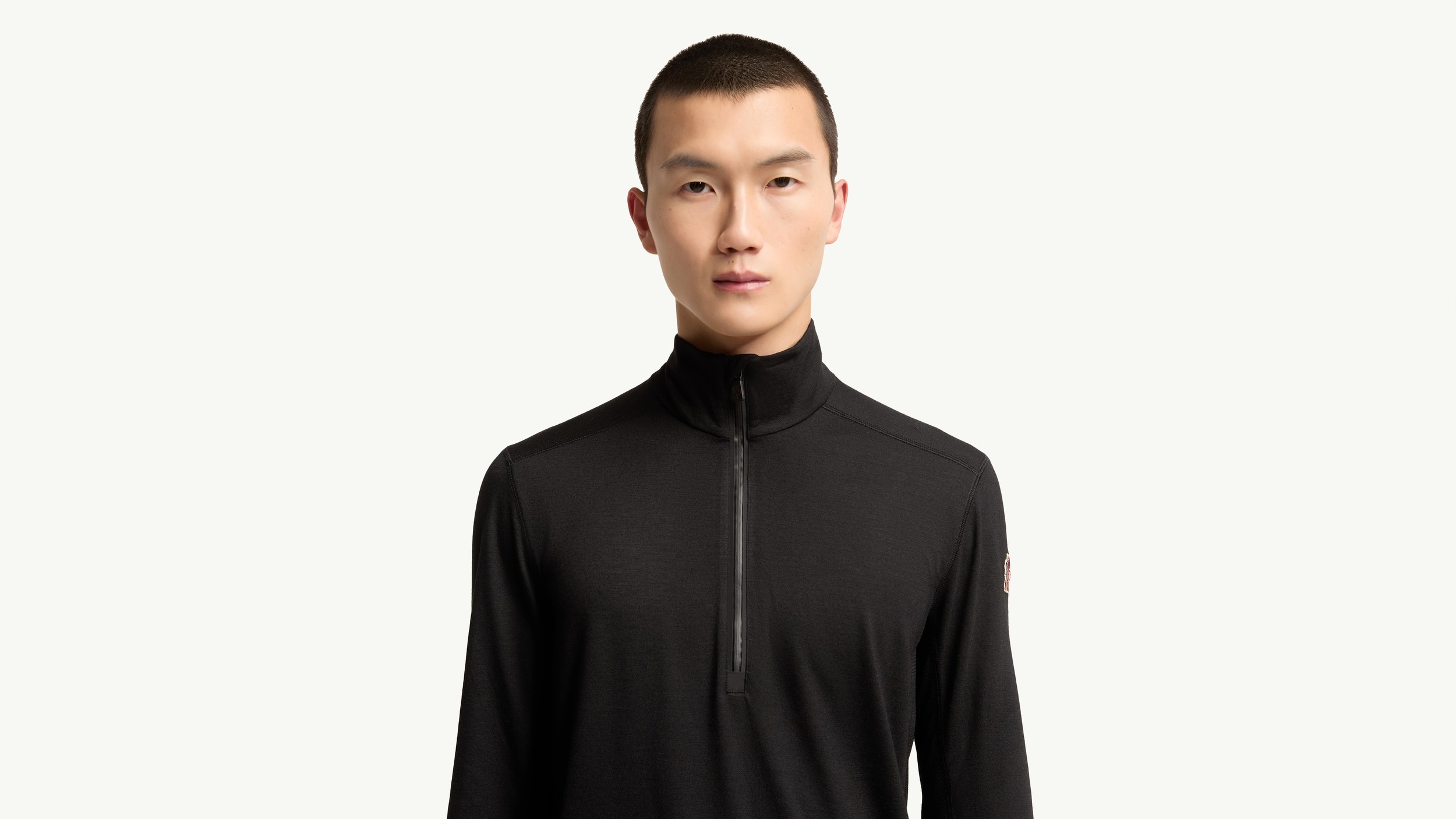 Slide 1 - Weather-Ready Zipper Closure