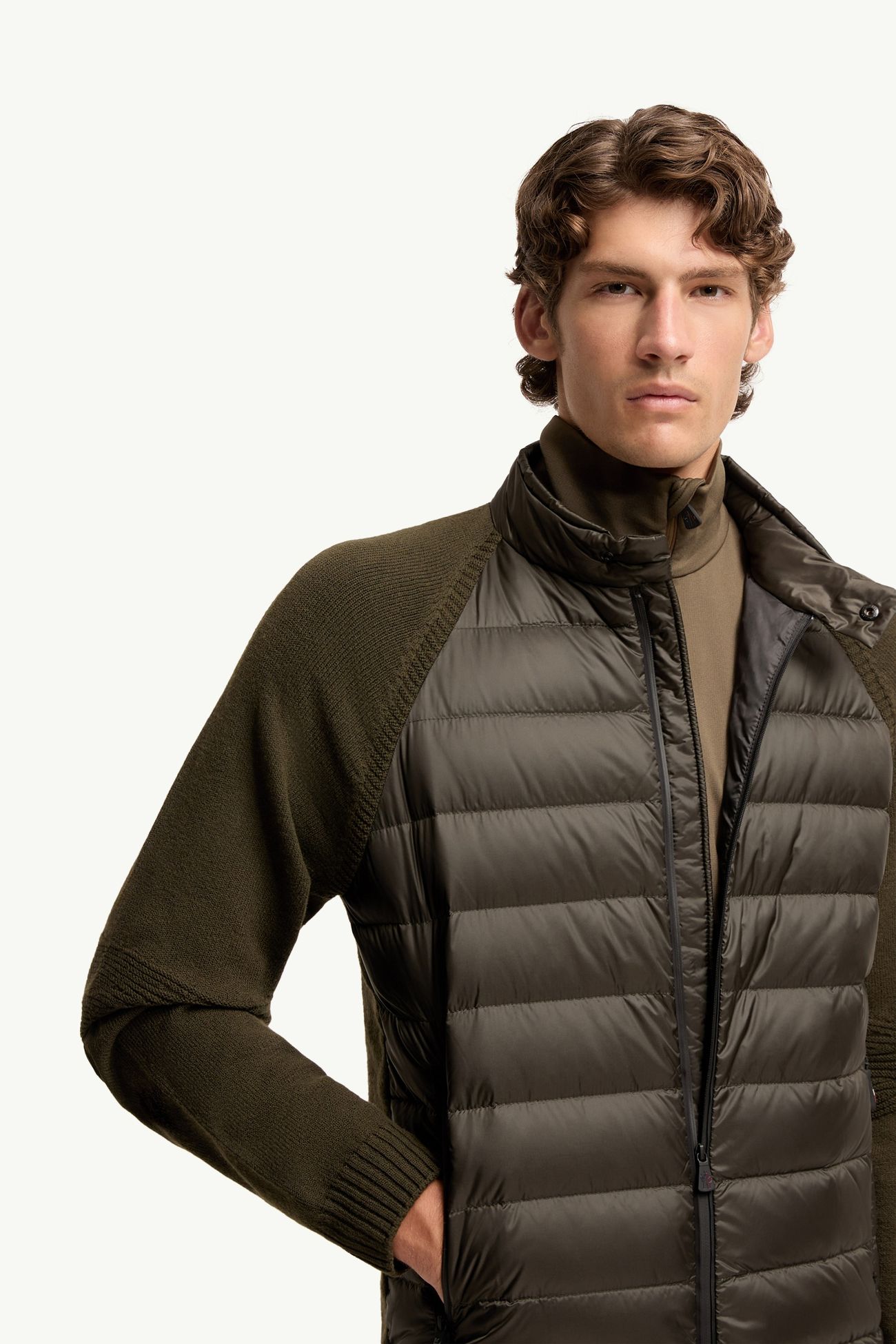 Gepolsterte Strickjacke mit Reißverschluss aus einer Wollmischung Herren Dunkelgrün Moncler 5