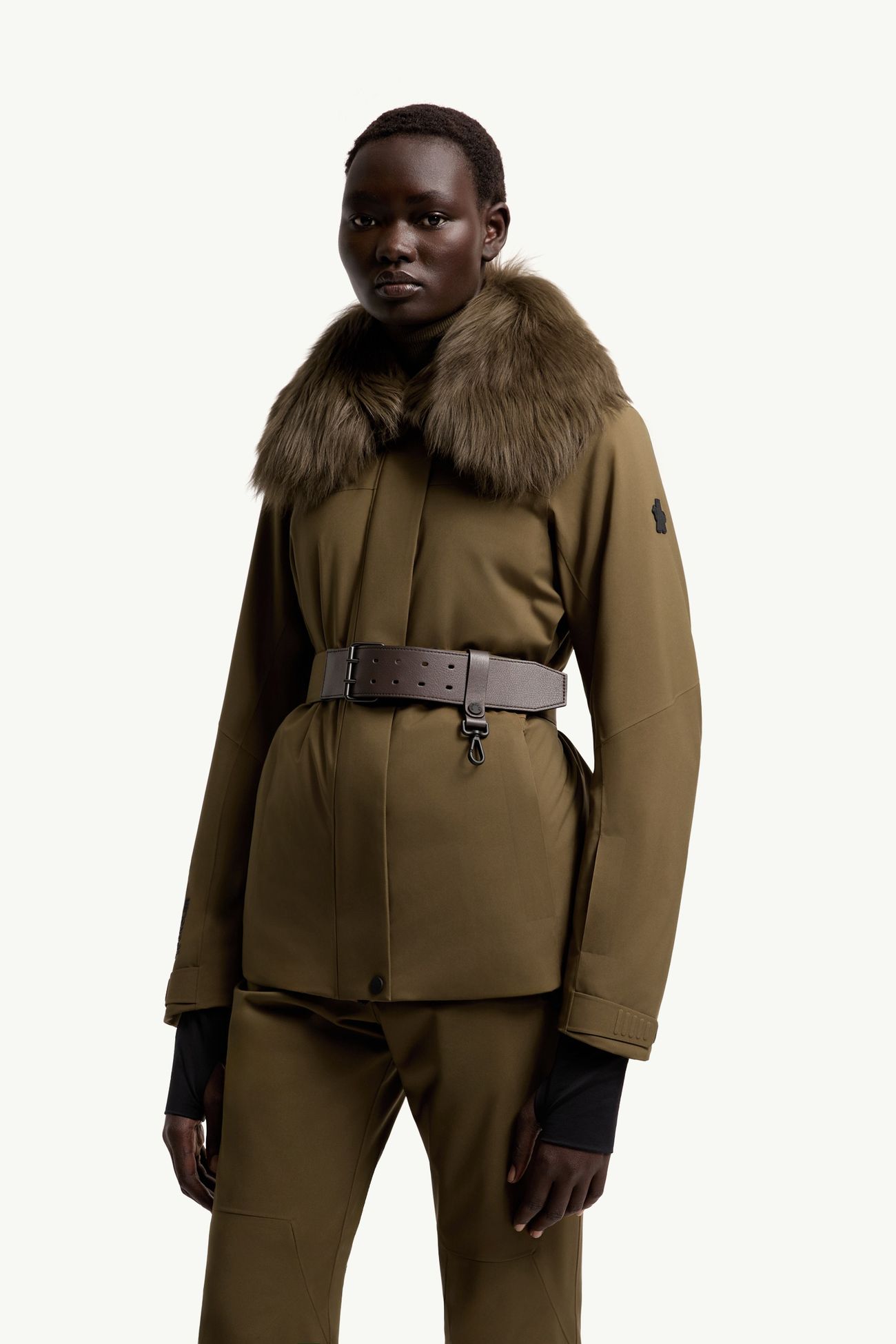 Giacca da sci Vizelles con orlo in shearling Donna Verde Oliva Moncler 3