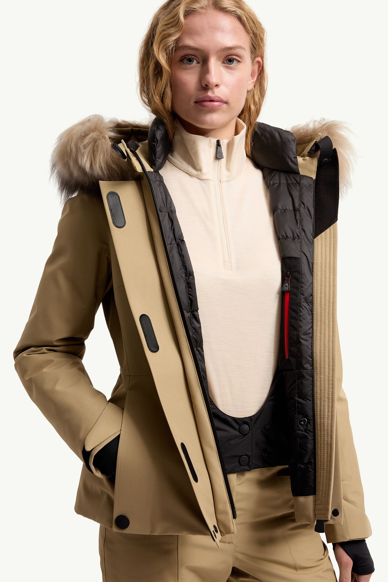 Laplance GORE-TEX®羔羊毛飾邊連帽保暖滑雪外套 女士 米色 Moncler 5