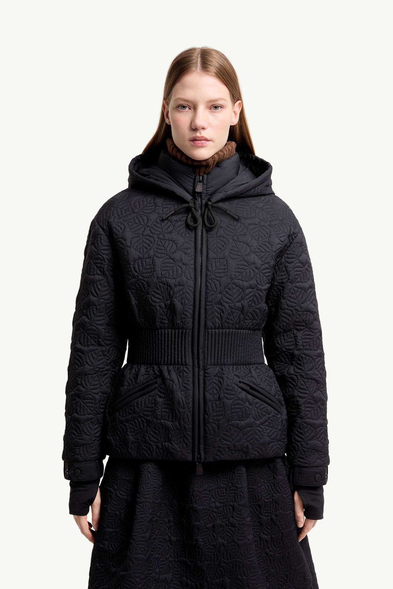 Doudoune courte à capuche Etaules à feuille brodée Femmes Bleu foncé Moncler 3