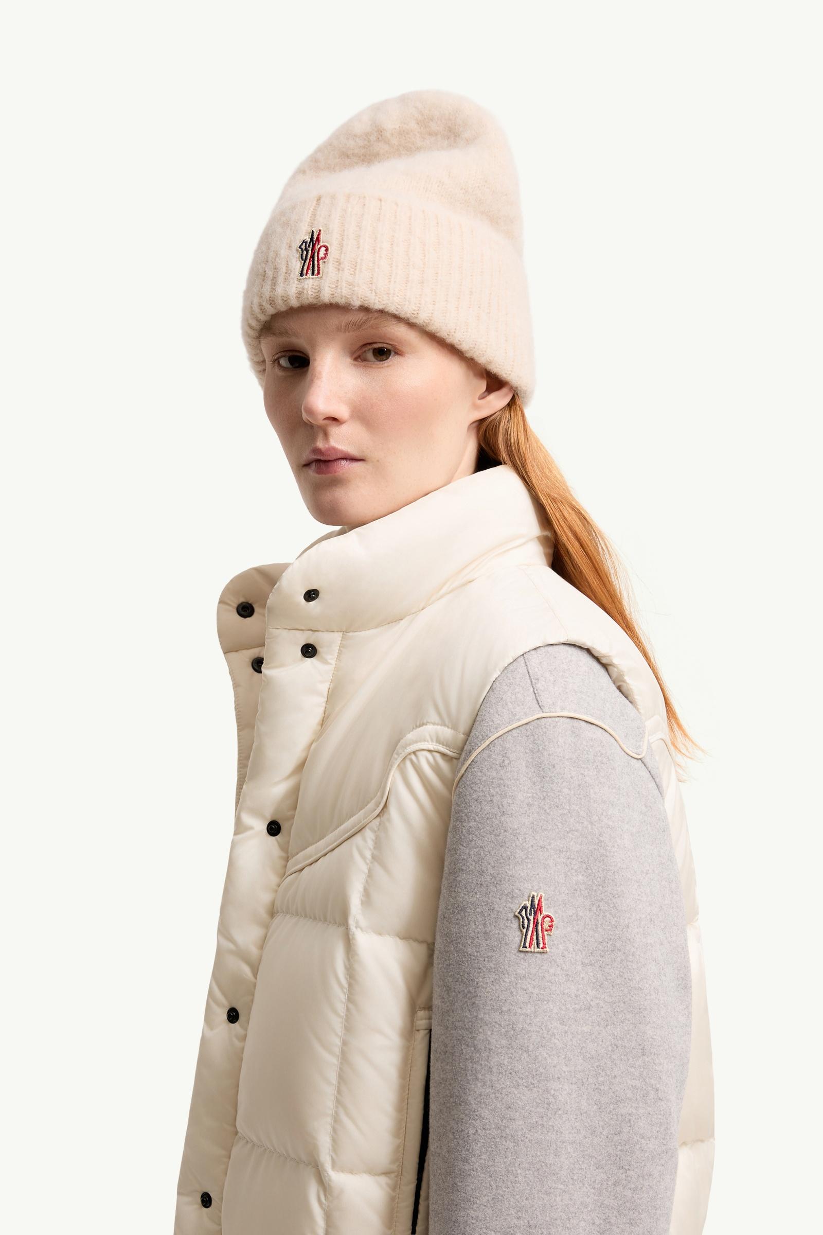 White Doucy Square-Quilted Down Gilet - Vests for Women | Moncler JP
