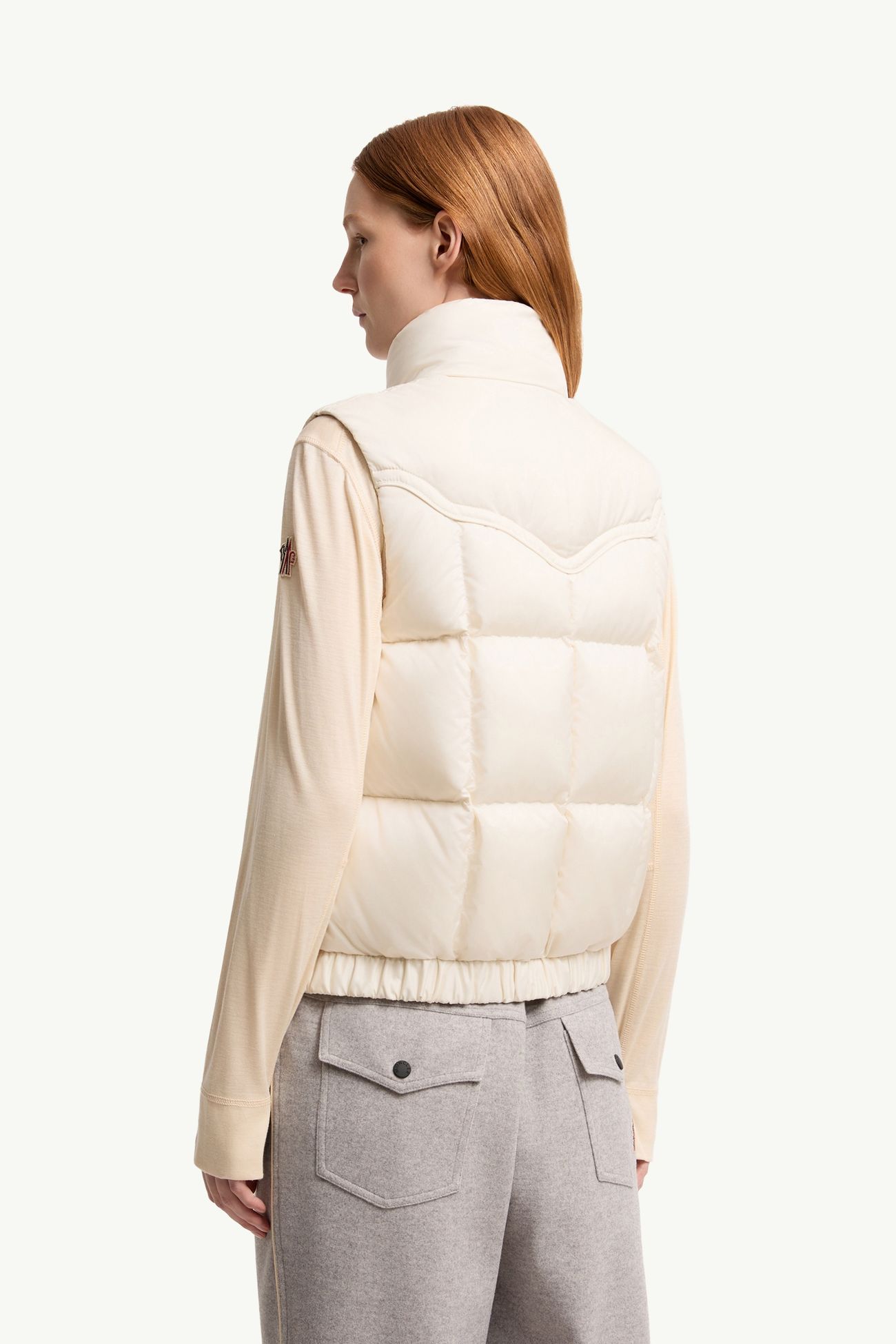 Doucy 스퀘어 퀼팅 다운 베스트 여성 화이트 Moncler 4