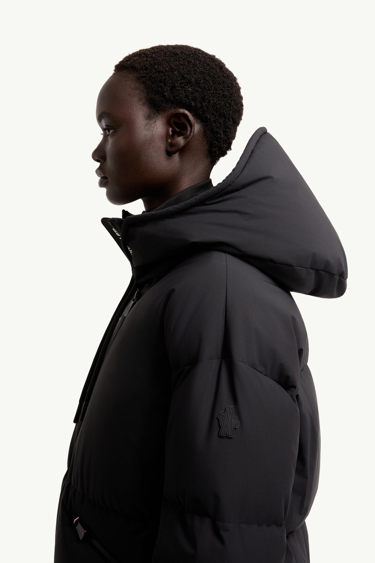 Veste de ski isolante à capuche Allesaz Femmes Noir Moncler 1