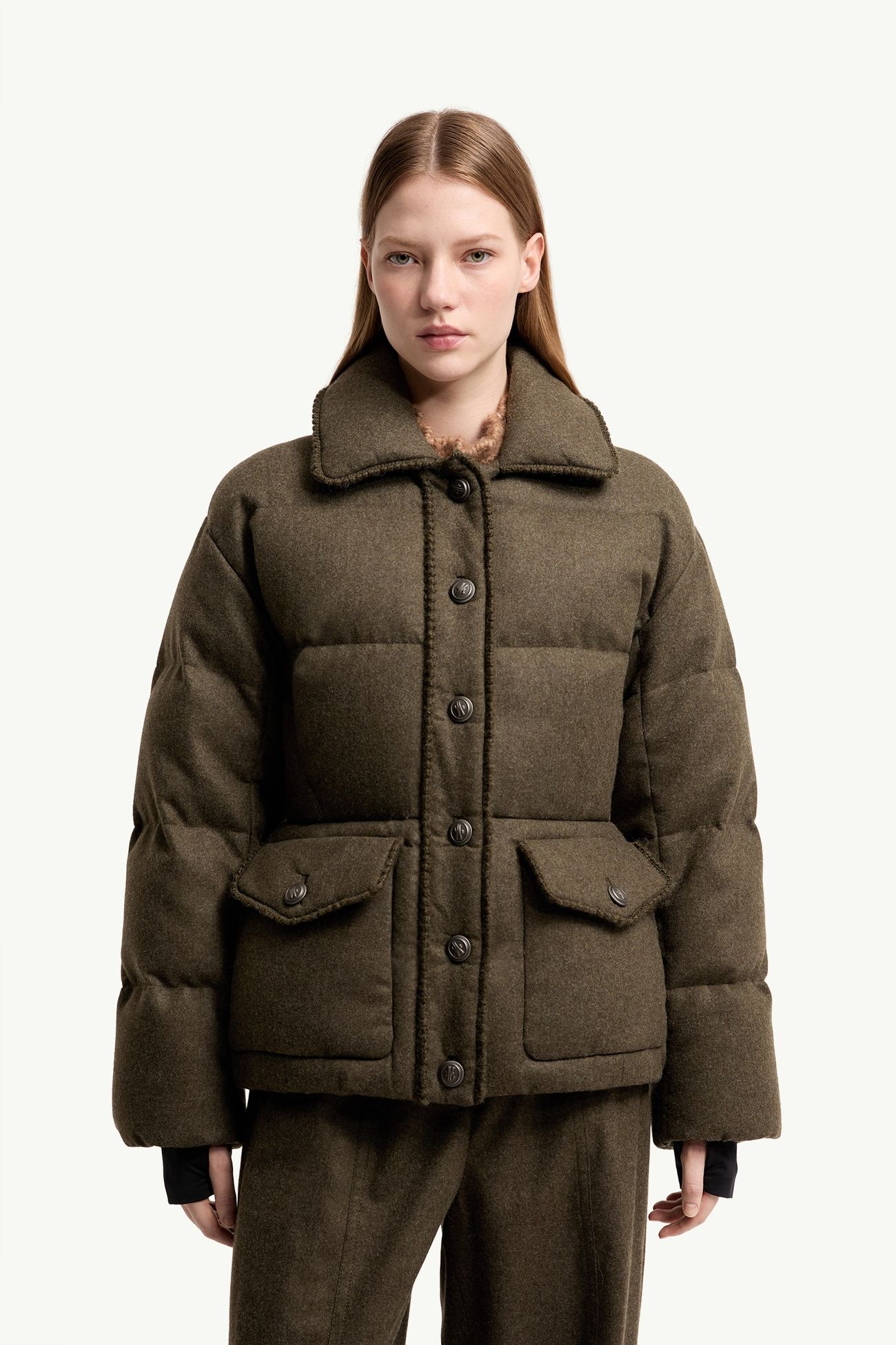 Doudoune courte Monteain en loden Femmes Vert Olive Moncler 3