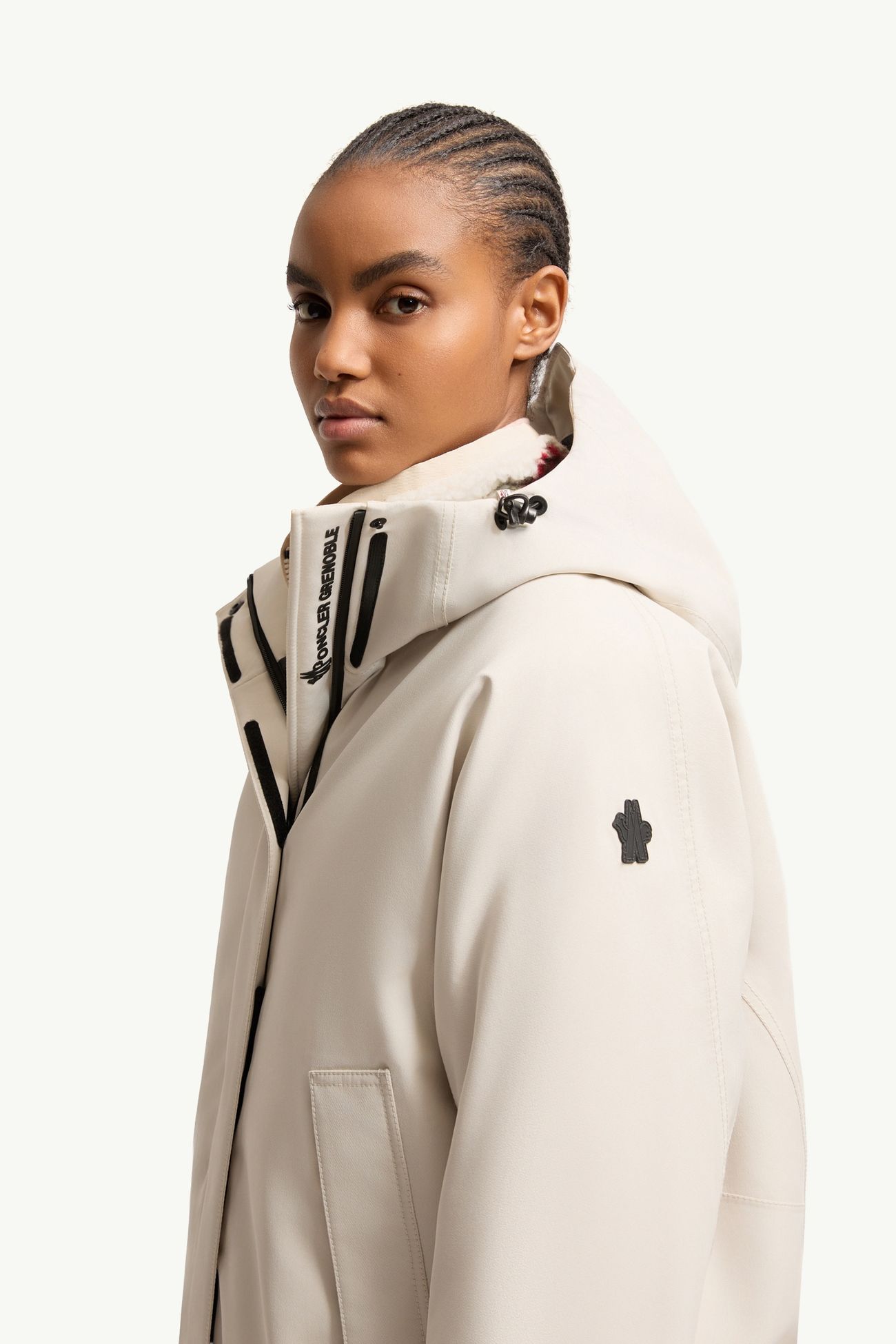 Veste de ski isolante à capuche Bwindis en GORE‑TEX® laminé Femmes Blanc Ivoire Moncler 1