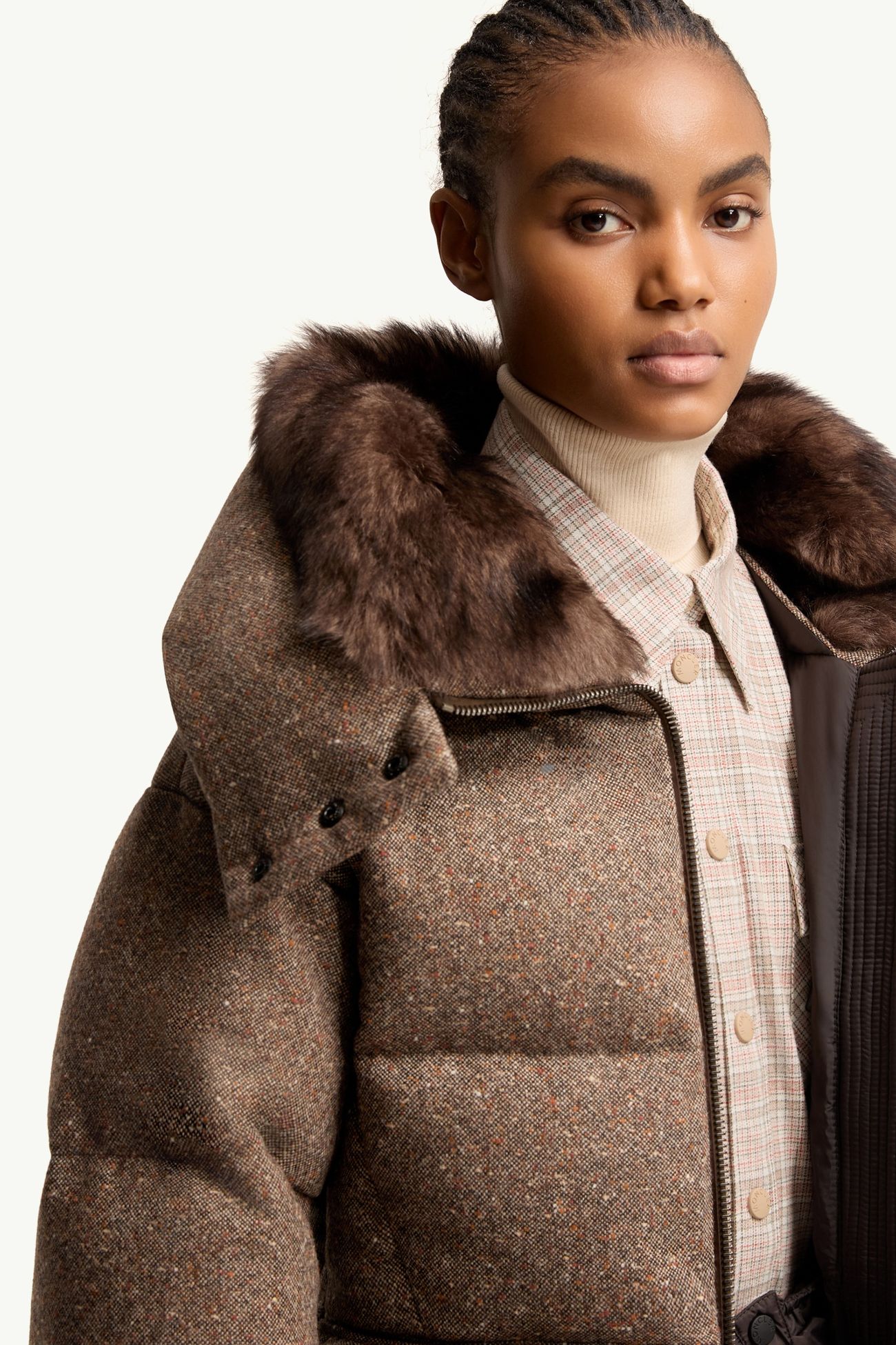 Piumino con Cintura Profilata in Shearling Gelise Donna Marrone Moncler 5