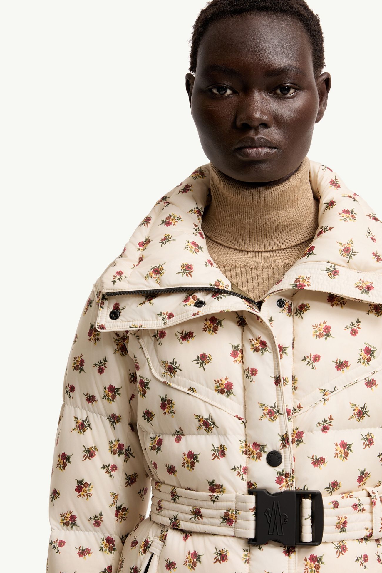 Karshi女士花朵保暖夹克 女士 象牙白 Moncler 6