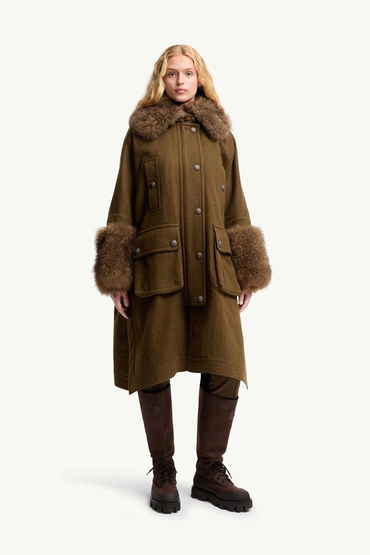 Mantreau羔羊毛飾邊羅登呢斗篷 女士 啡色 Moncler 3