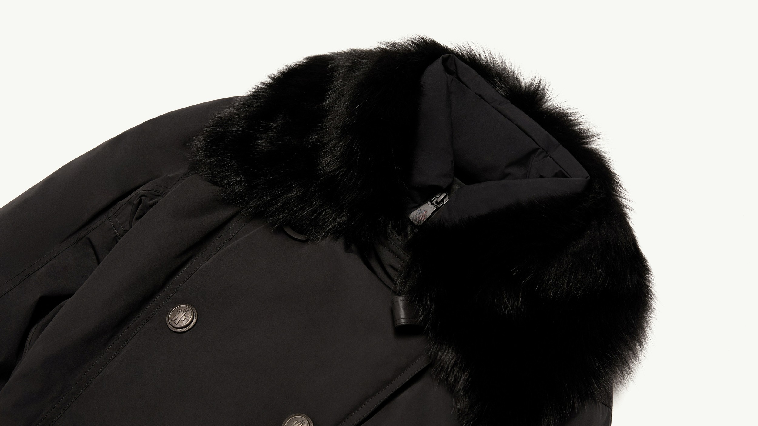 Slide 2 - Shearling Raffinato