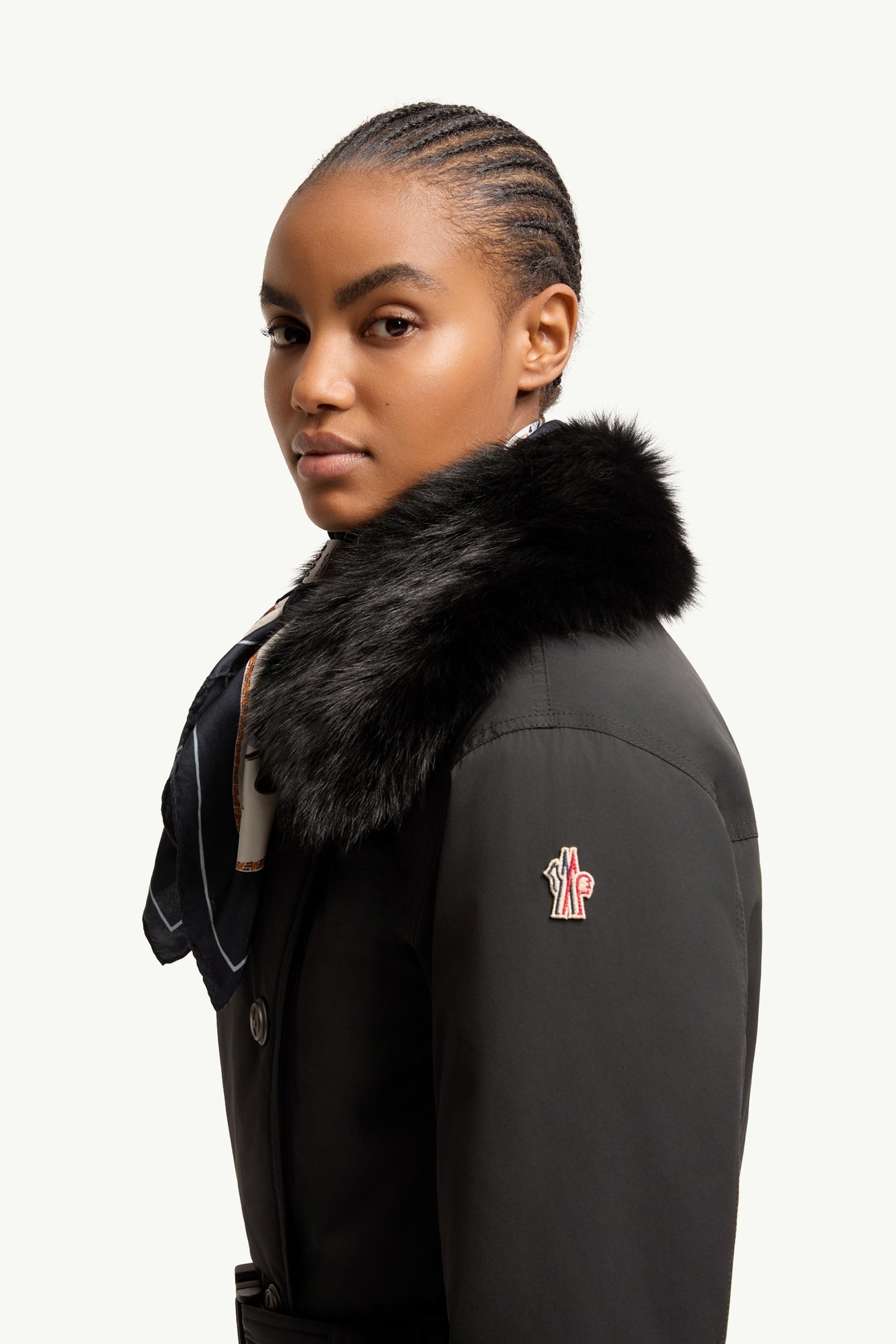 Completo da Sci Imbottita con Bordo in Shearling Donna Nero Moncler 1