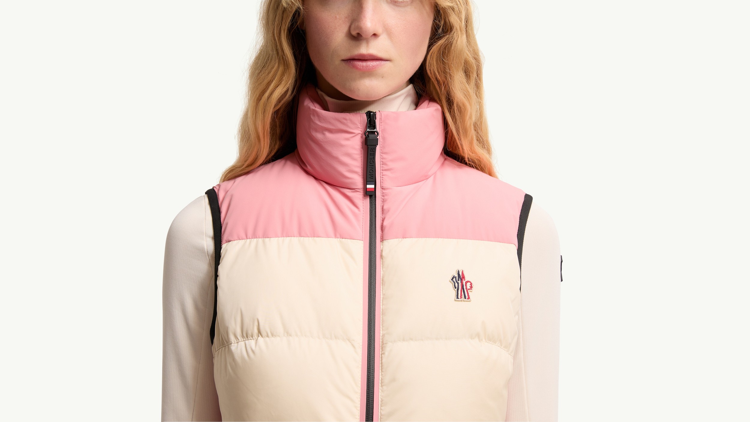 Slide 3 - Weather-Ready Zipper Closure