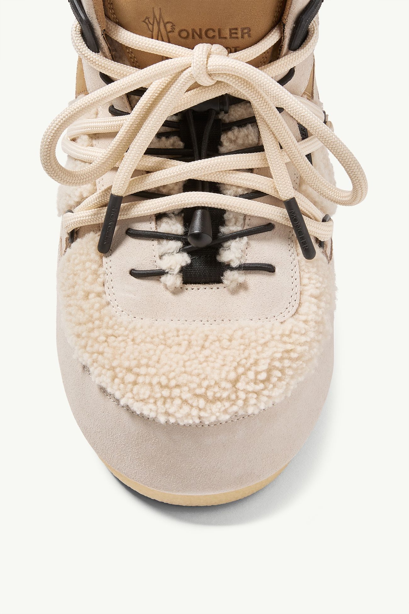 Botas de nieve bajas acolchadas Moon Boot x Moncler Grenoble Icon Mujer Beige Claro Moncler 2