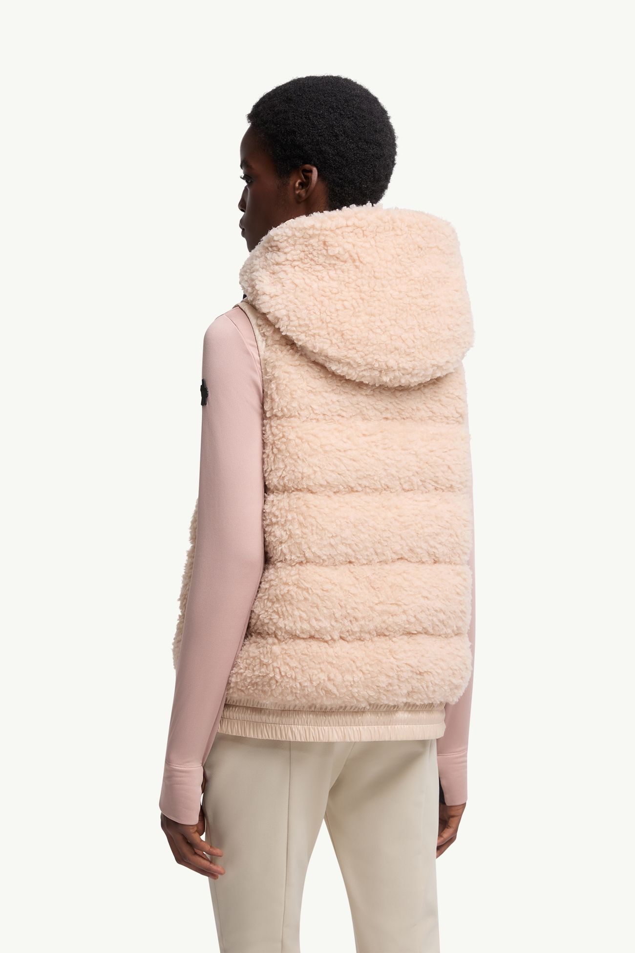 Gilet isolant à capuche en teddy Femmes Rose Moncler 4