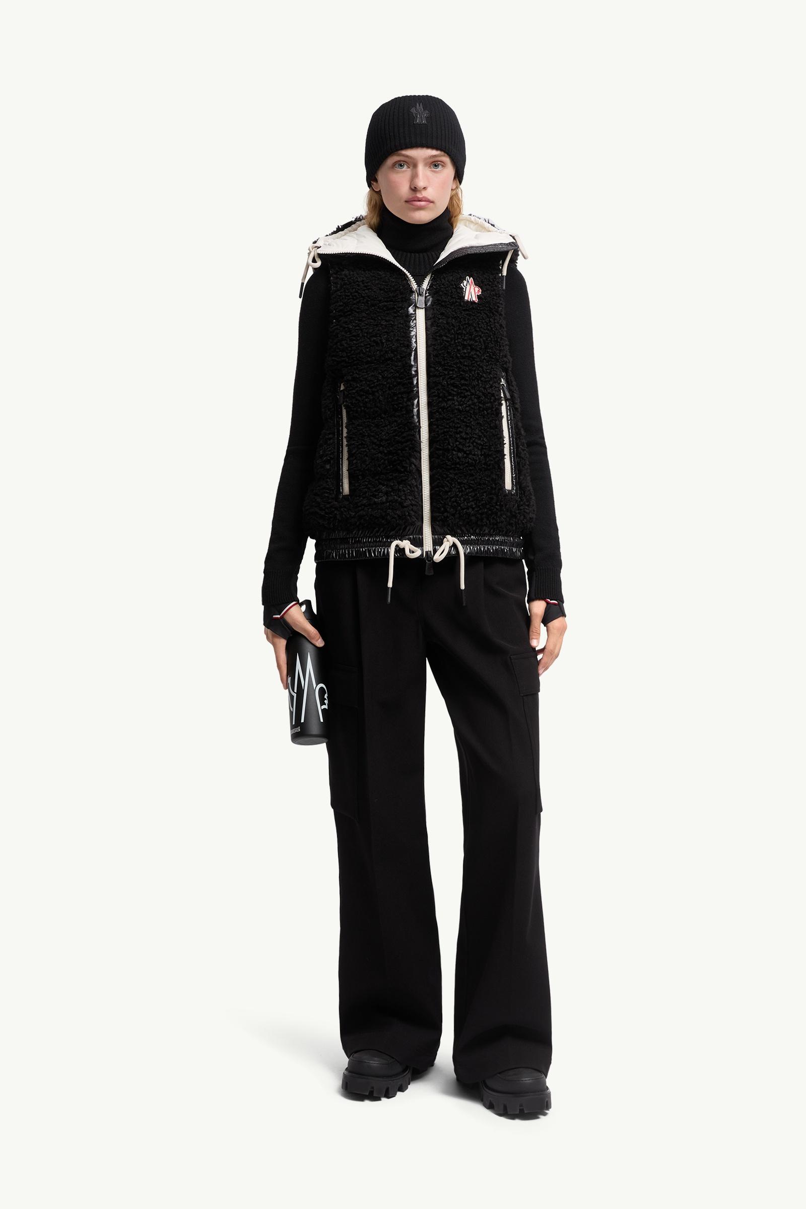 Black Teddy Hooded Insulated Vest - Vests for Women | Moncler US