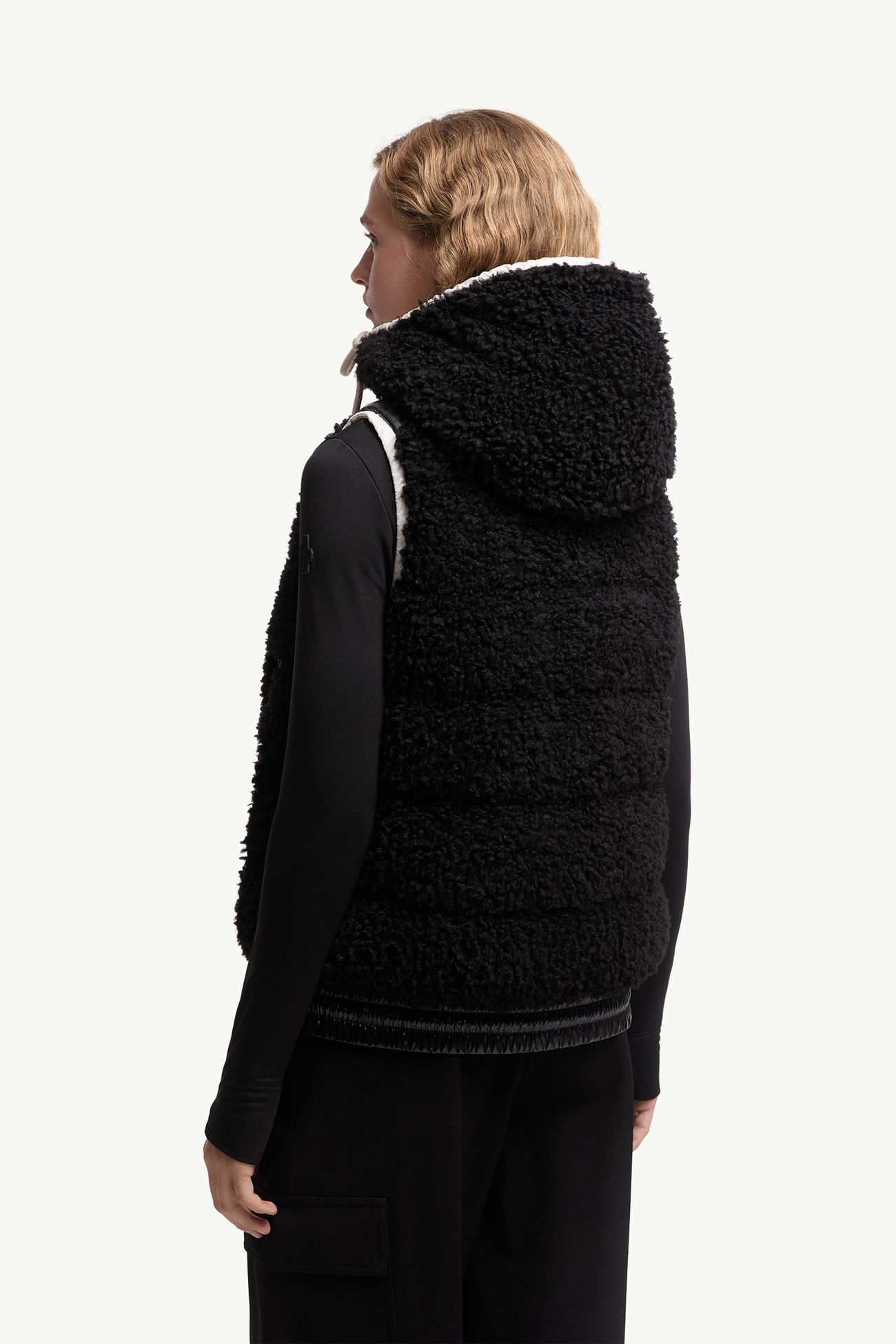 Gilet isolant à capuche en teddy Femmes Noir Moncler 4