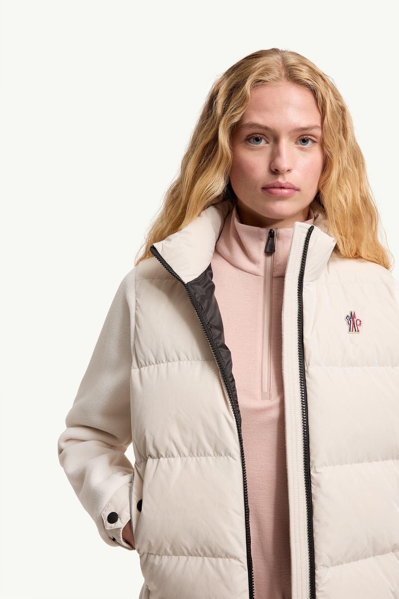 Cardigan matelassé zippé en Polartec® Femmes Beige Clair Moncler 5
