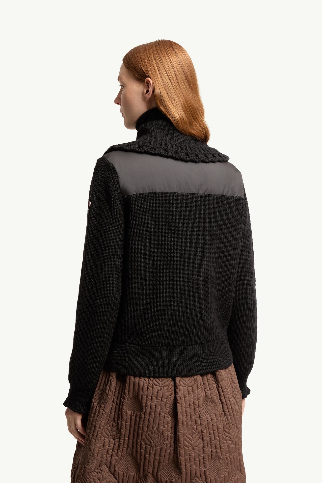 Cardigan matelassé en laine mélangée à motif carré Femmes Noir Moncler 4