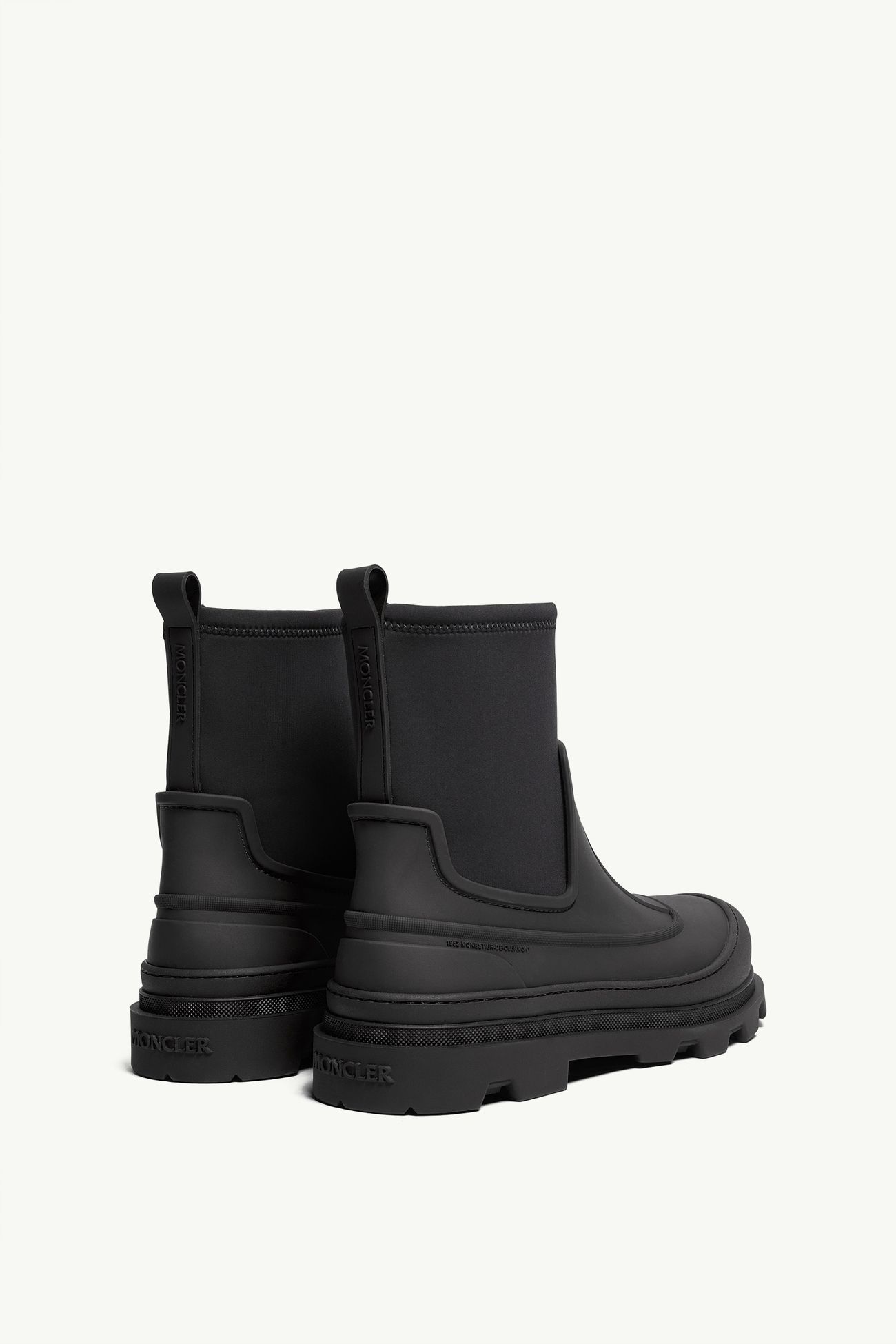 Vera Pulse Ankle Boots Men Black Moncler 4