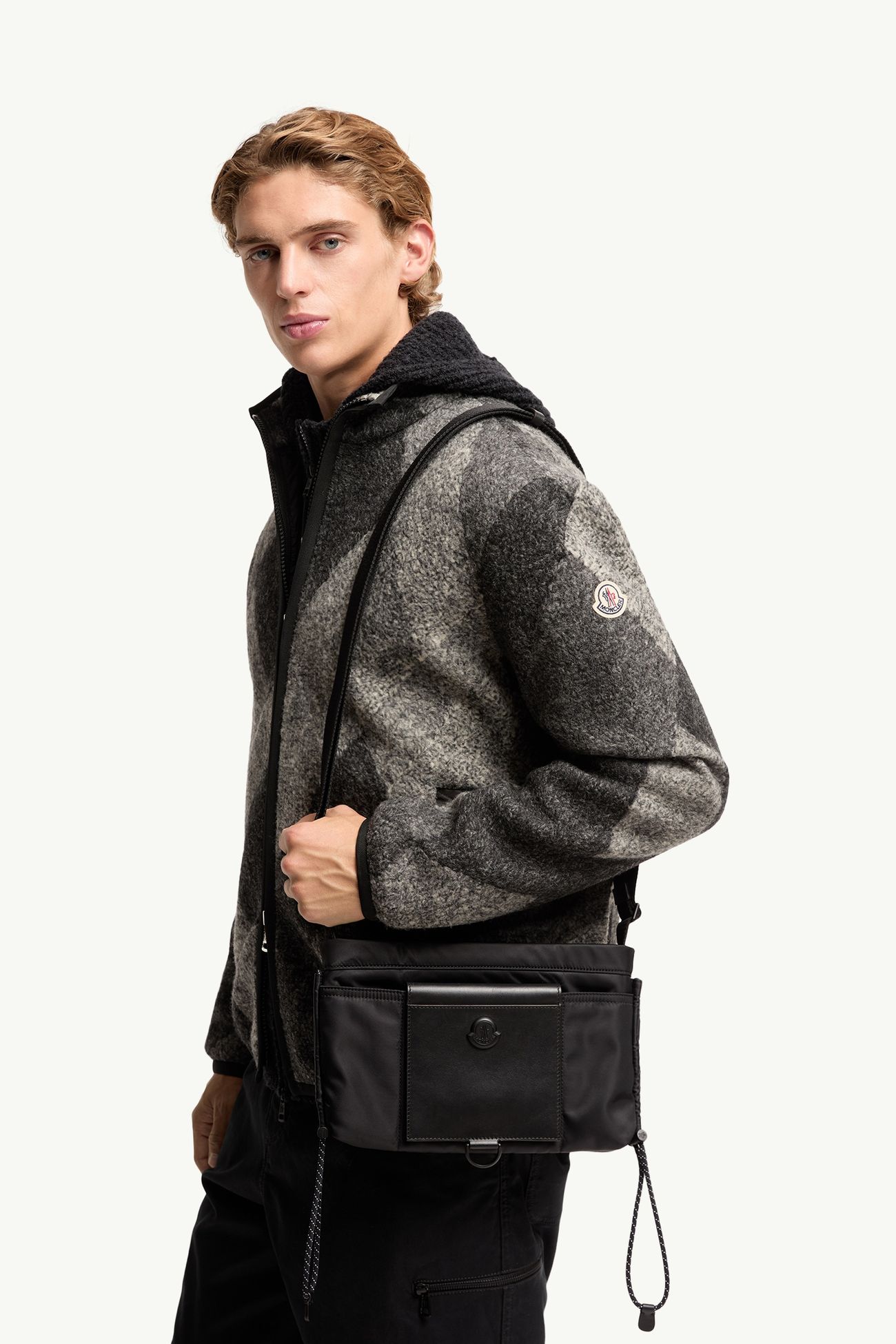 Kenton 드릴 크로스 백 남성 블랙 Moncler 1